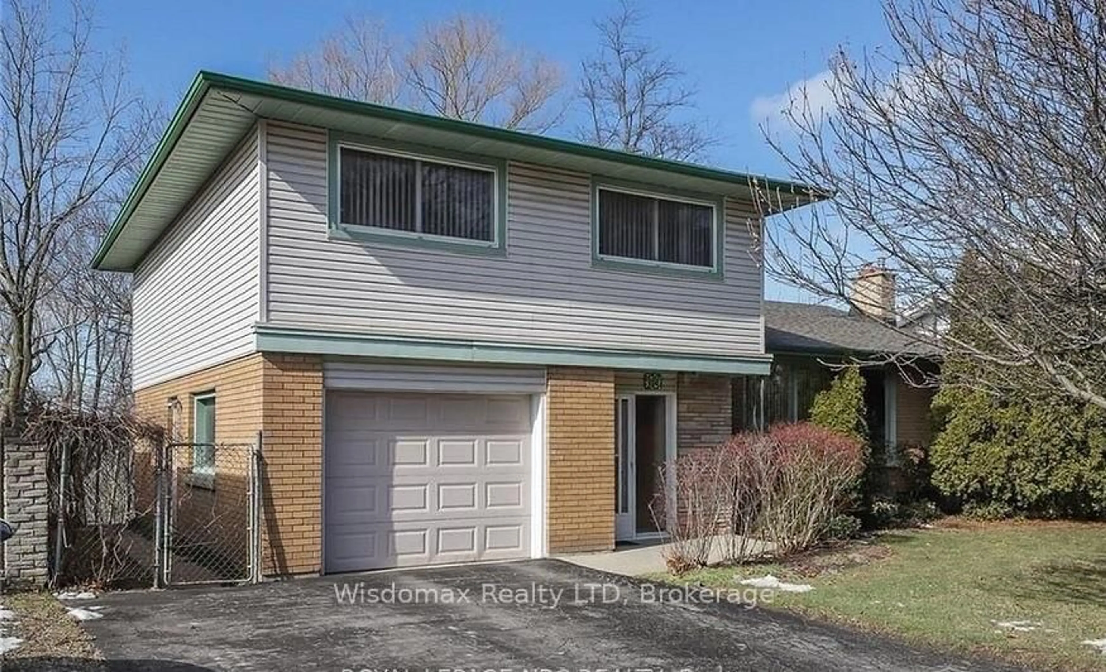 Unknown for 110 Riverview Blvd, St. Catharines Ontario L2T 3M2