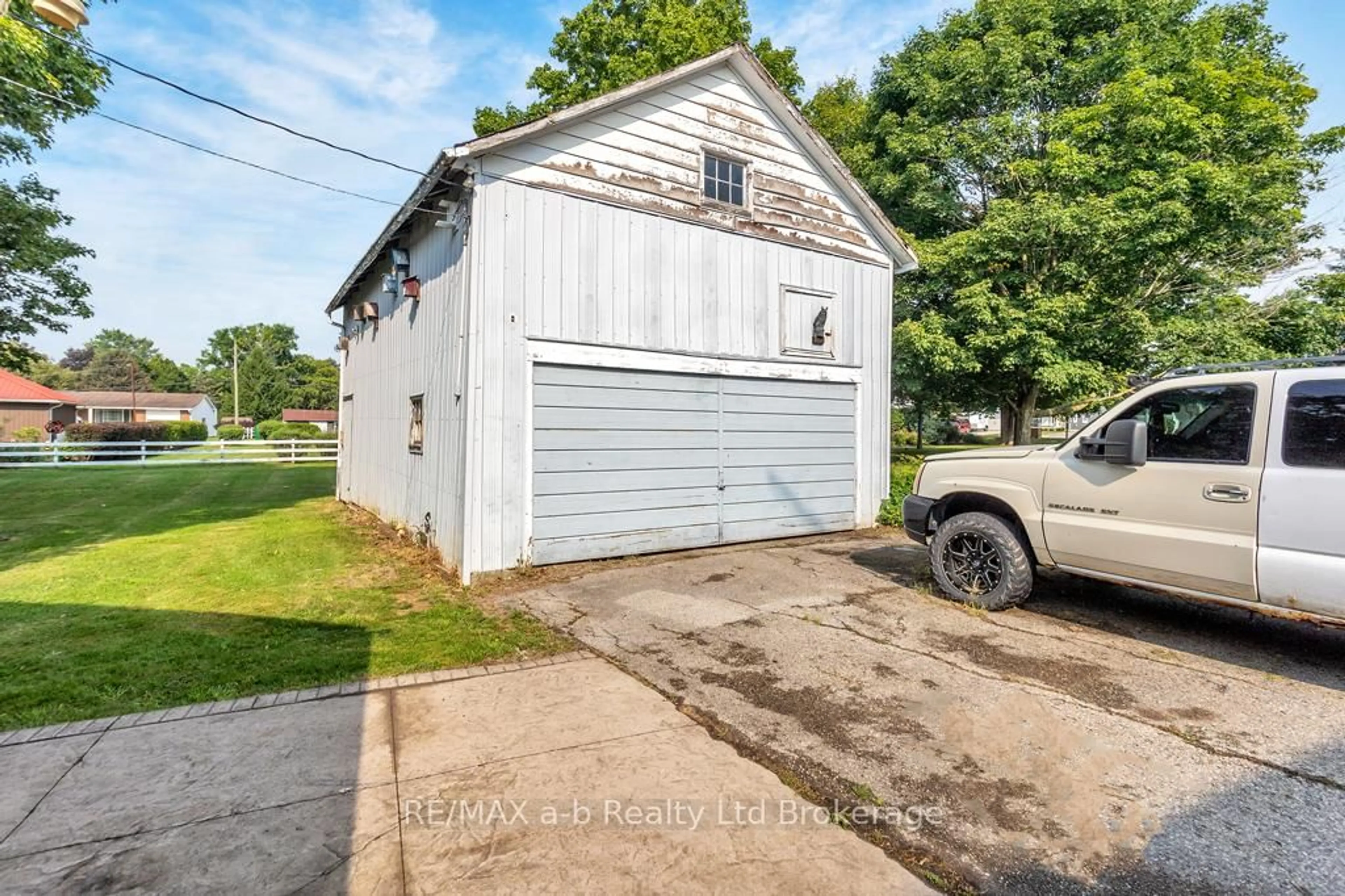 Shed for 11981 Whittaker Rd, Malahide Ontario N0L 2J0