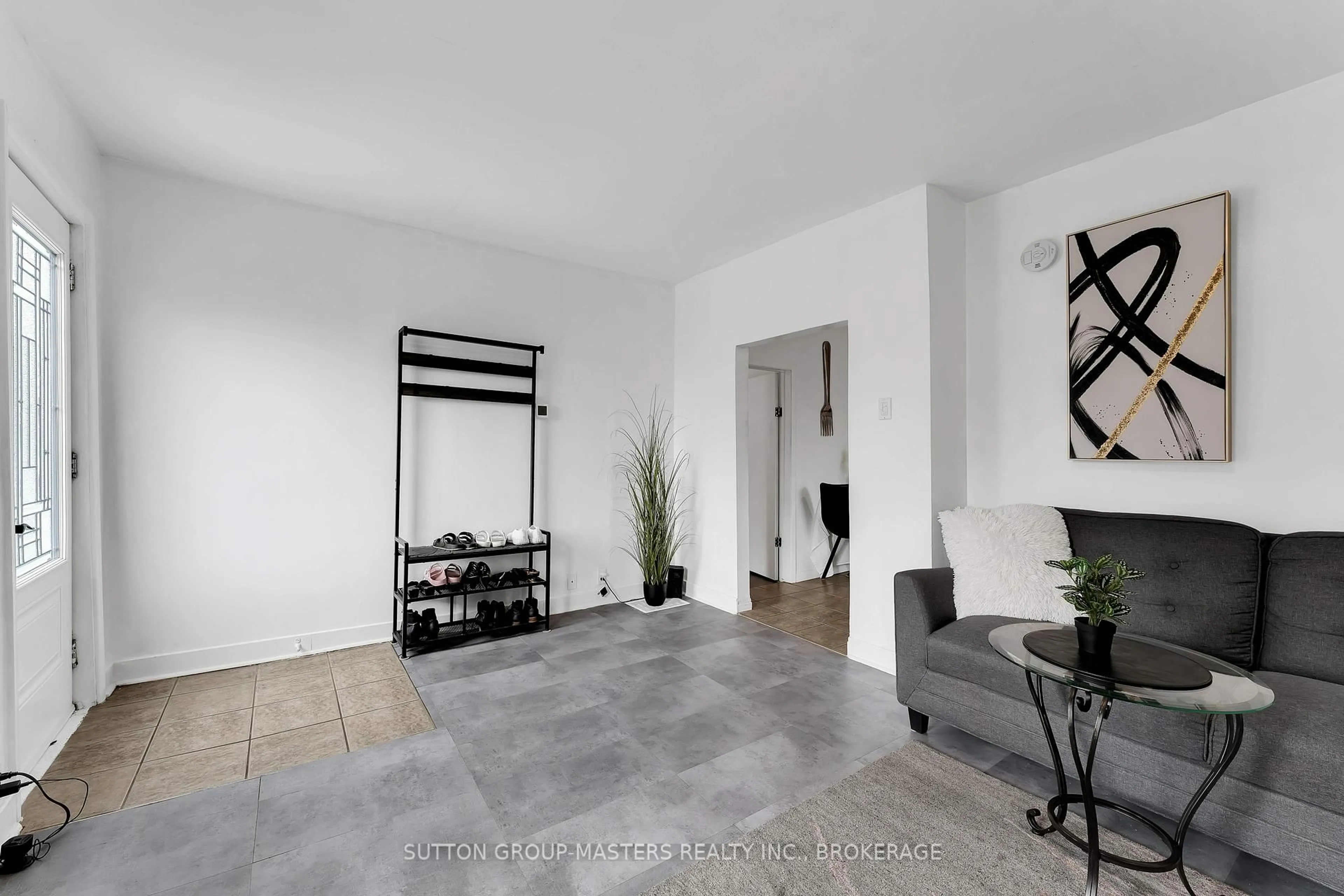 Unknown for 11 Kingscourt Ave, Kingston Ontario K7K 4N6