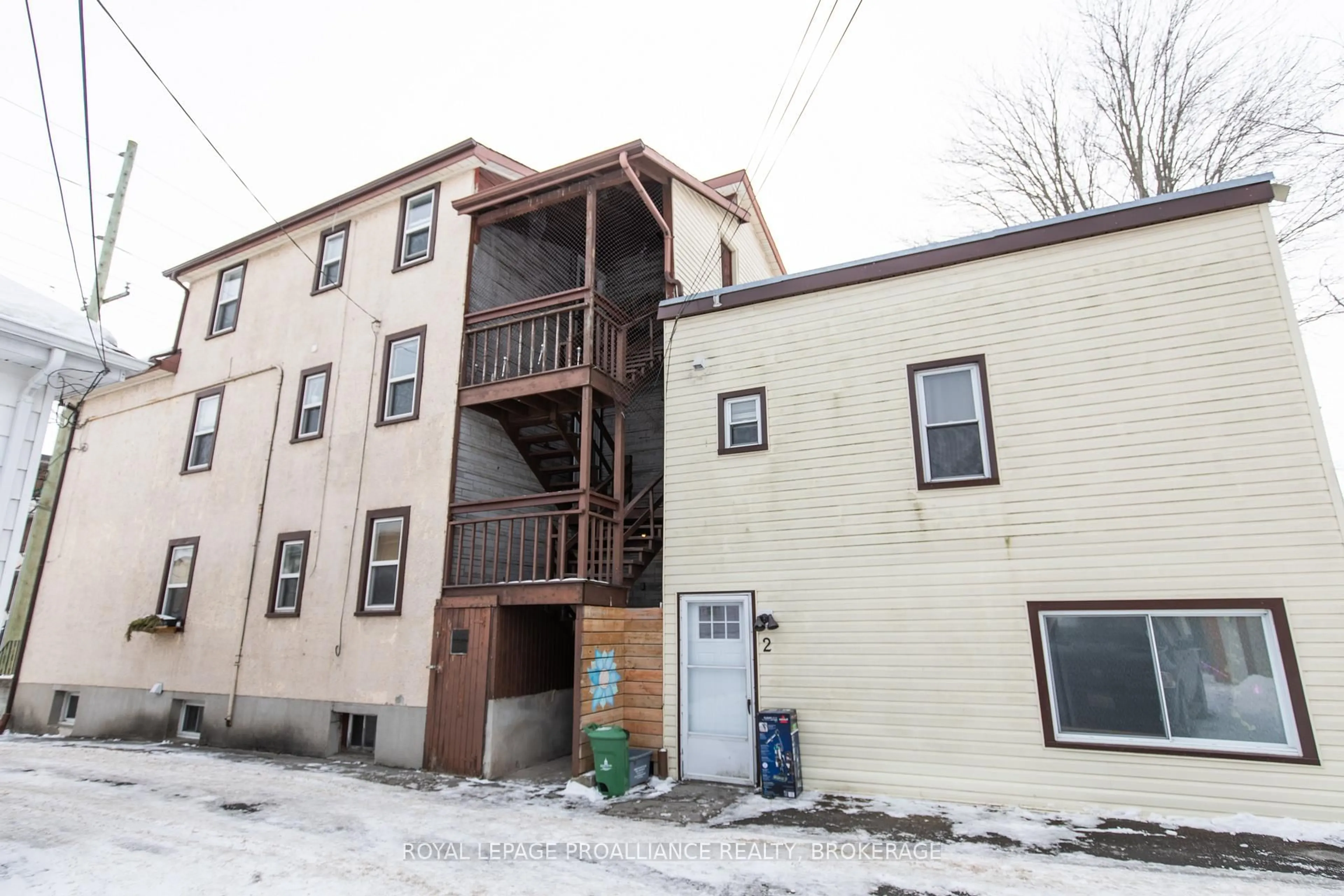 Unknown for 512-514 Macdonnell St, Kingston Ontario K7K 4W7