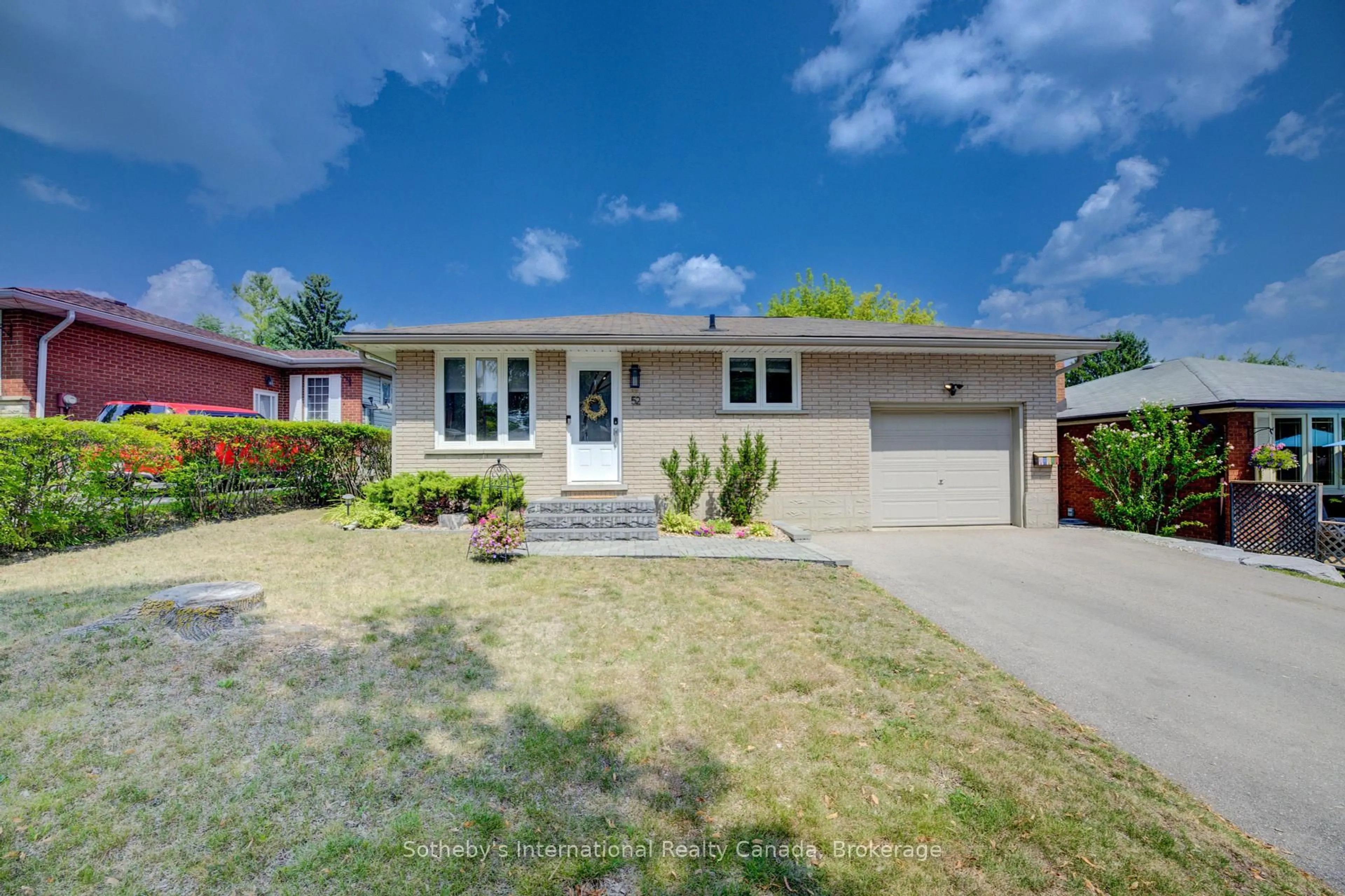 Home with vinyl exterior material, street for 52 Hillmount St, Kitchener Ontario N2C 2C6
