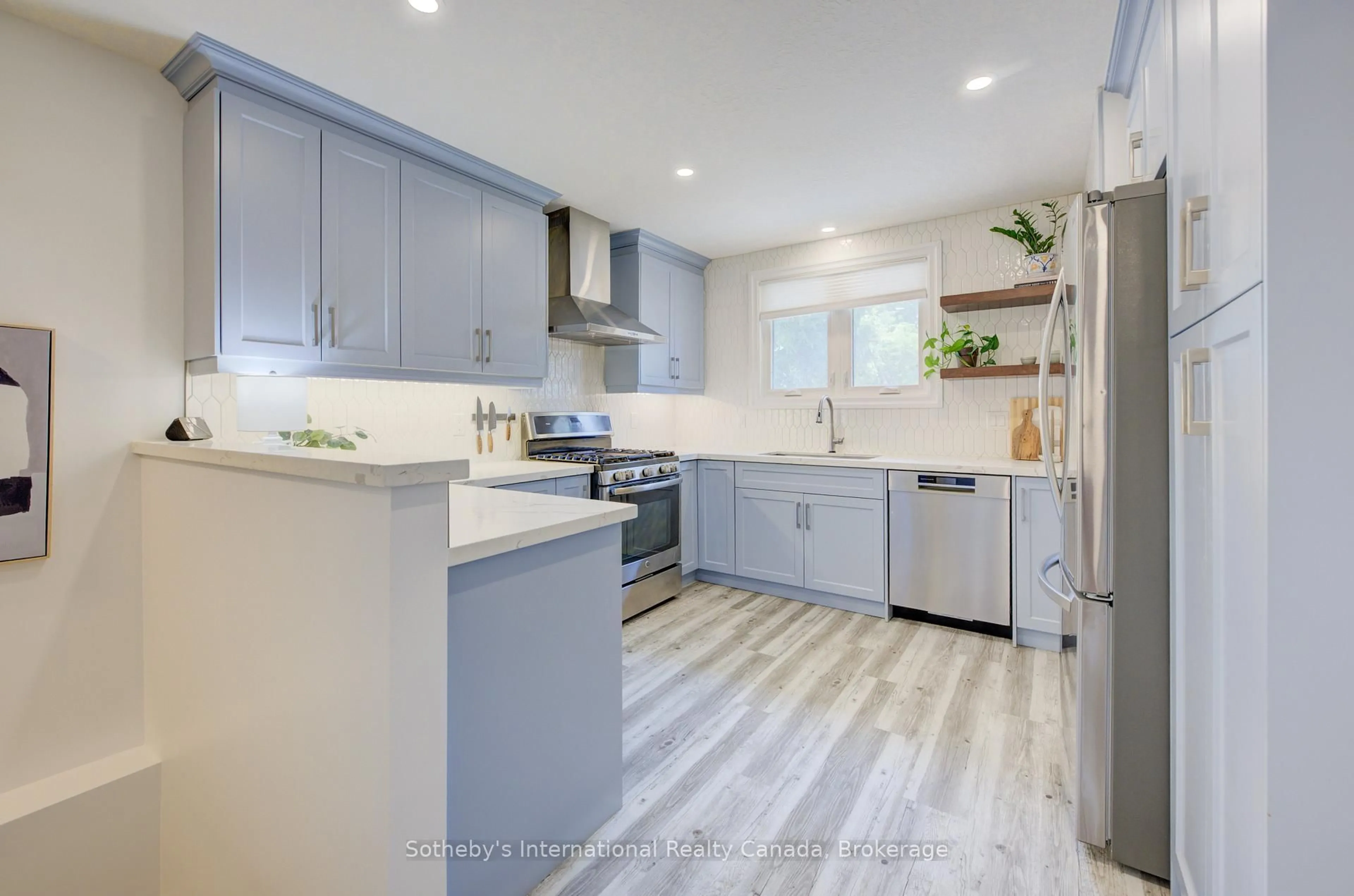 Open concept kitchen, unknown for 52 Hillmount St, Kitchener Ontario N2C 2C6