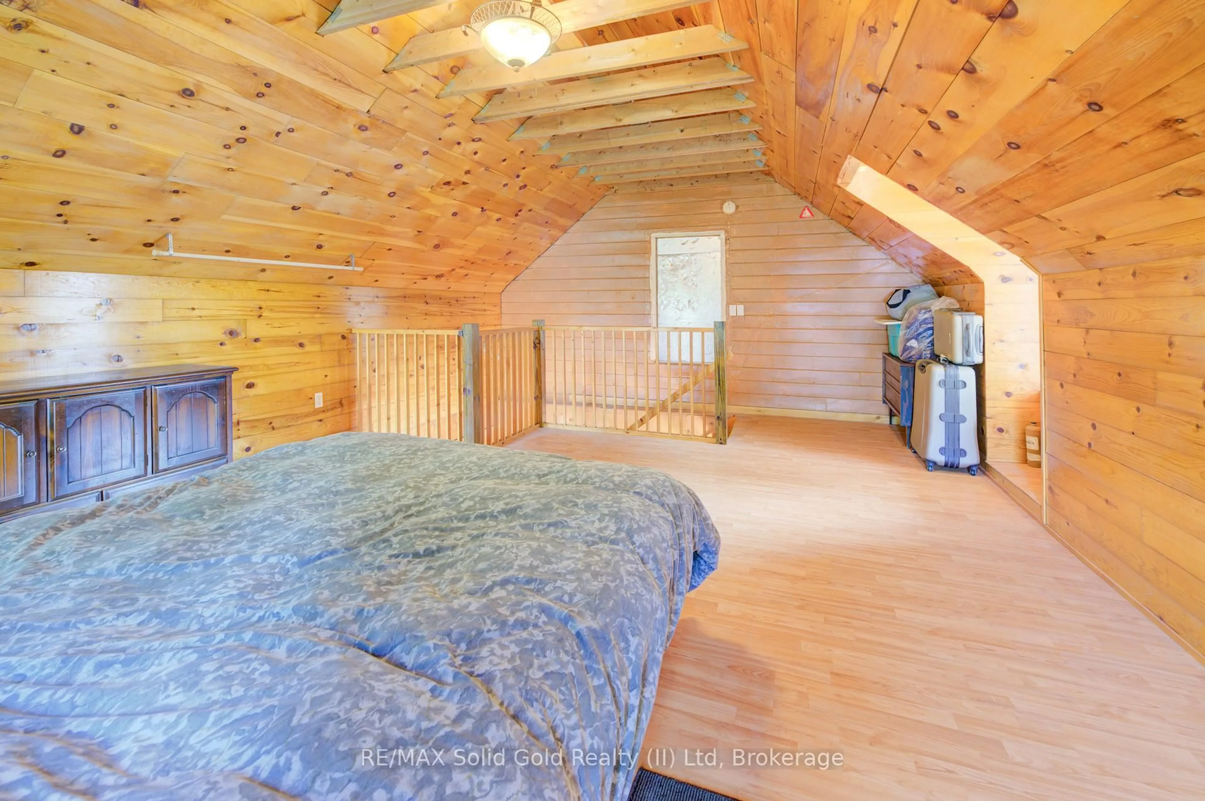 Unknown for 17656 Gregory Dr, Thames Centre Ontario N4X 1C6