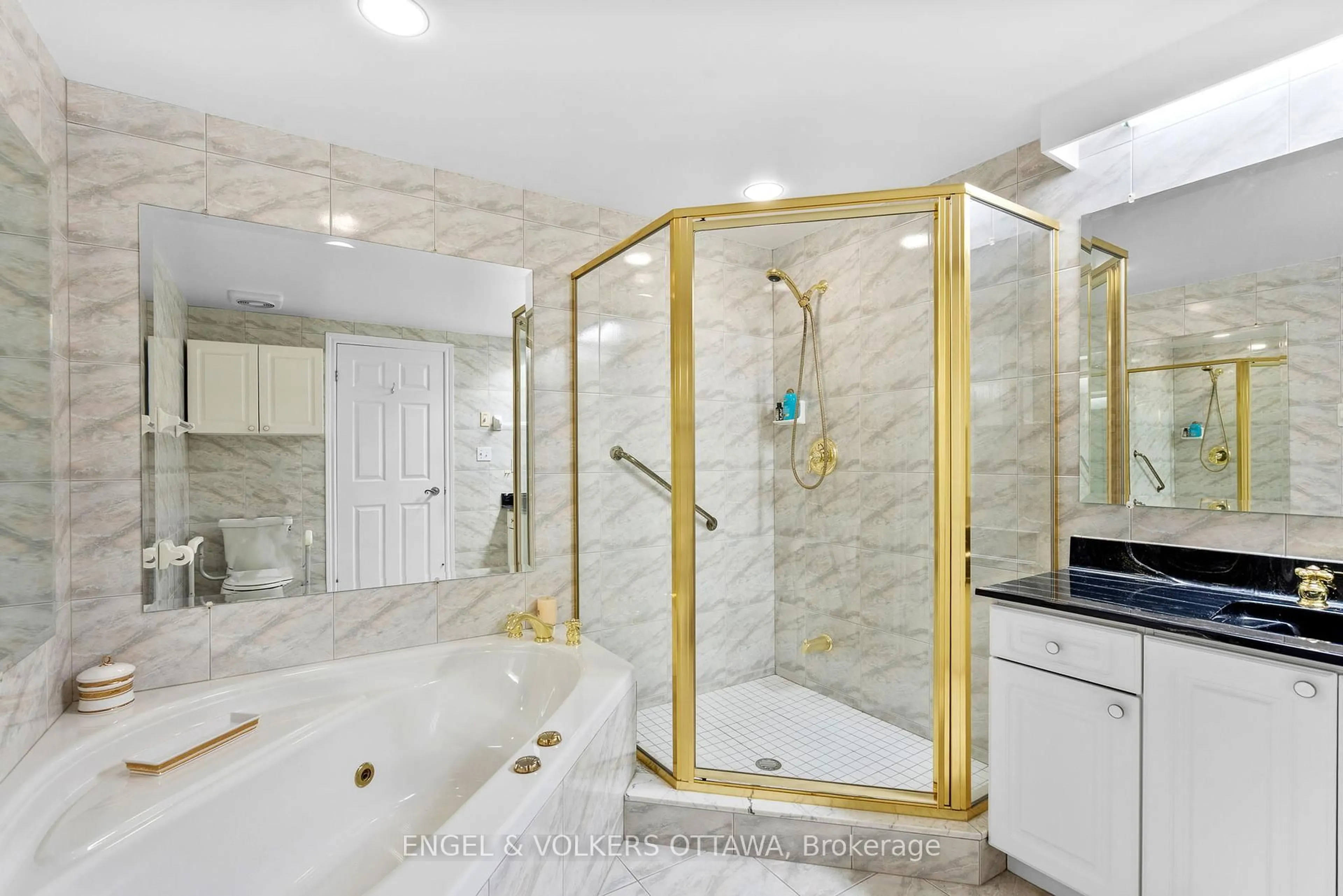Contemporary bathroom, ceramic/tile floor for 3105 Carling Ave #1604, Ottawa Ontario K2H 5A6