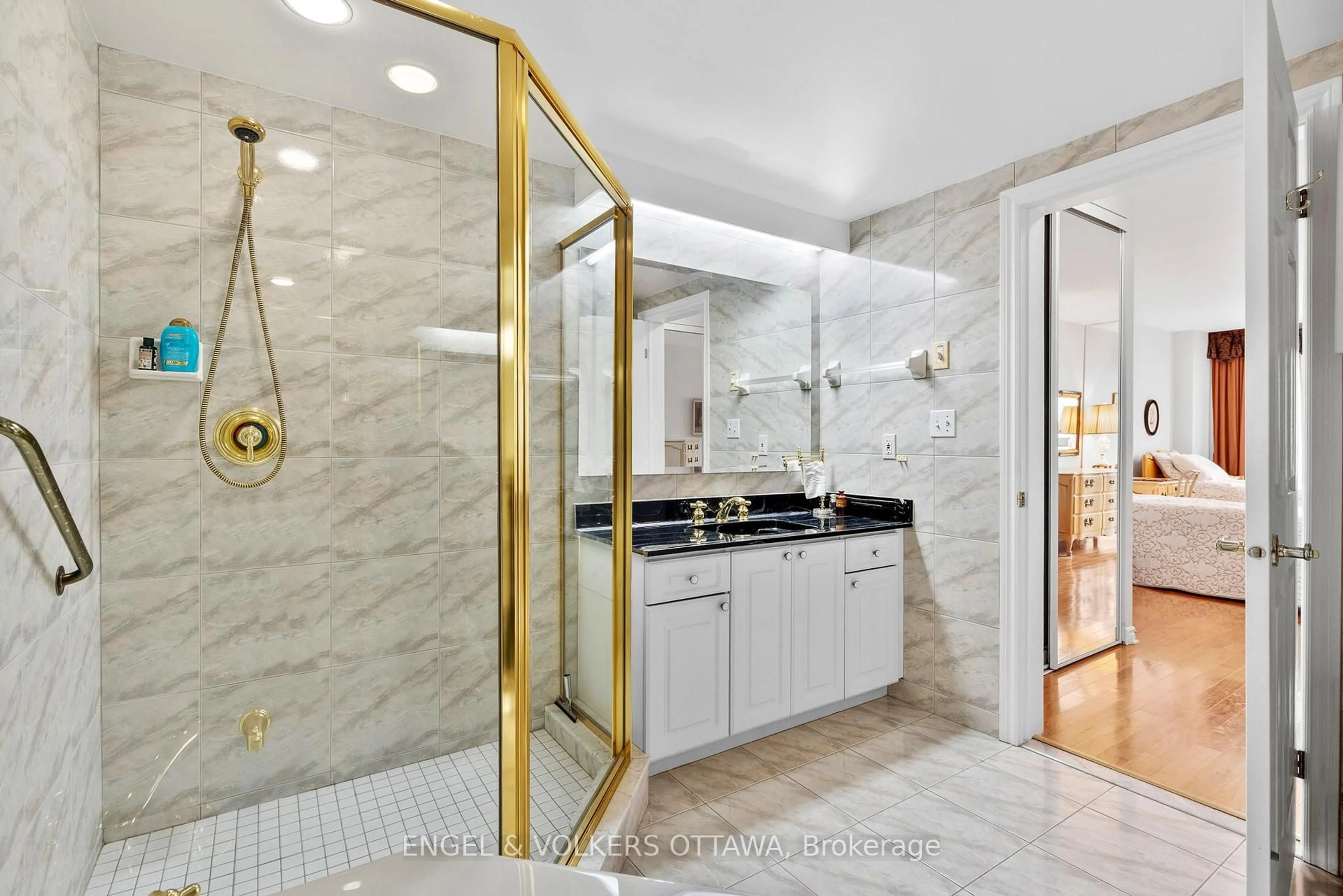 Contemporary bathroom, ceramic/tile floor for 3105 Carling Ave #1604, Ottawa Ontario K2H 5A6