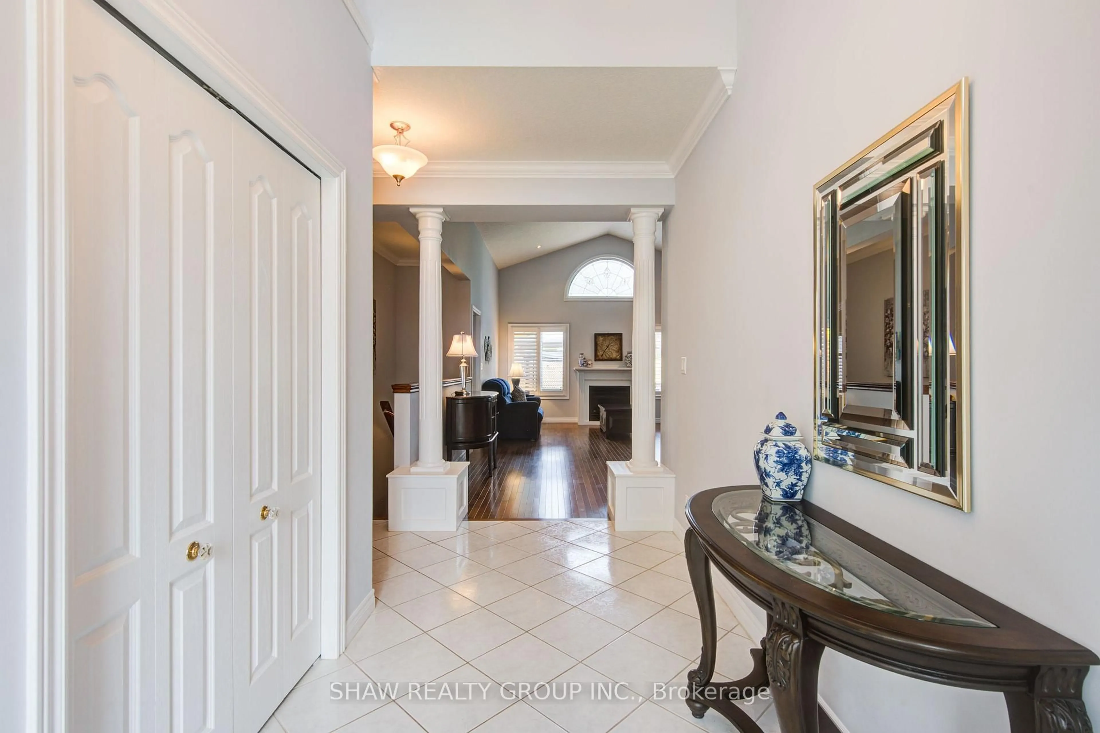 Indoor entryway for 603 Fox Hollow Crt, Woodstock Ontario N4T 1W3