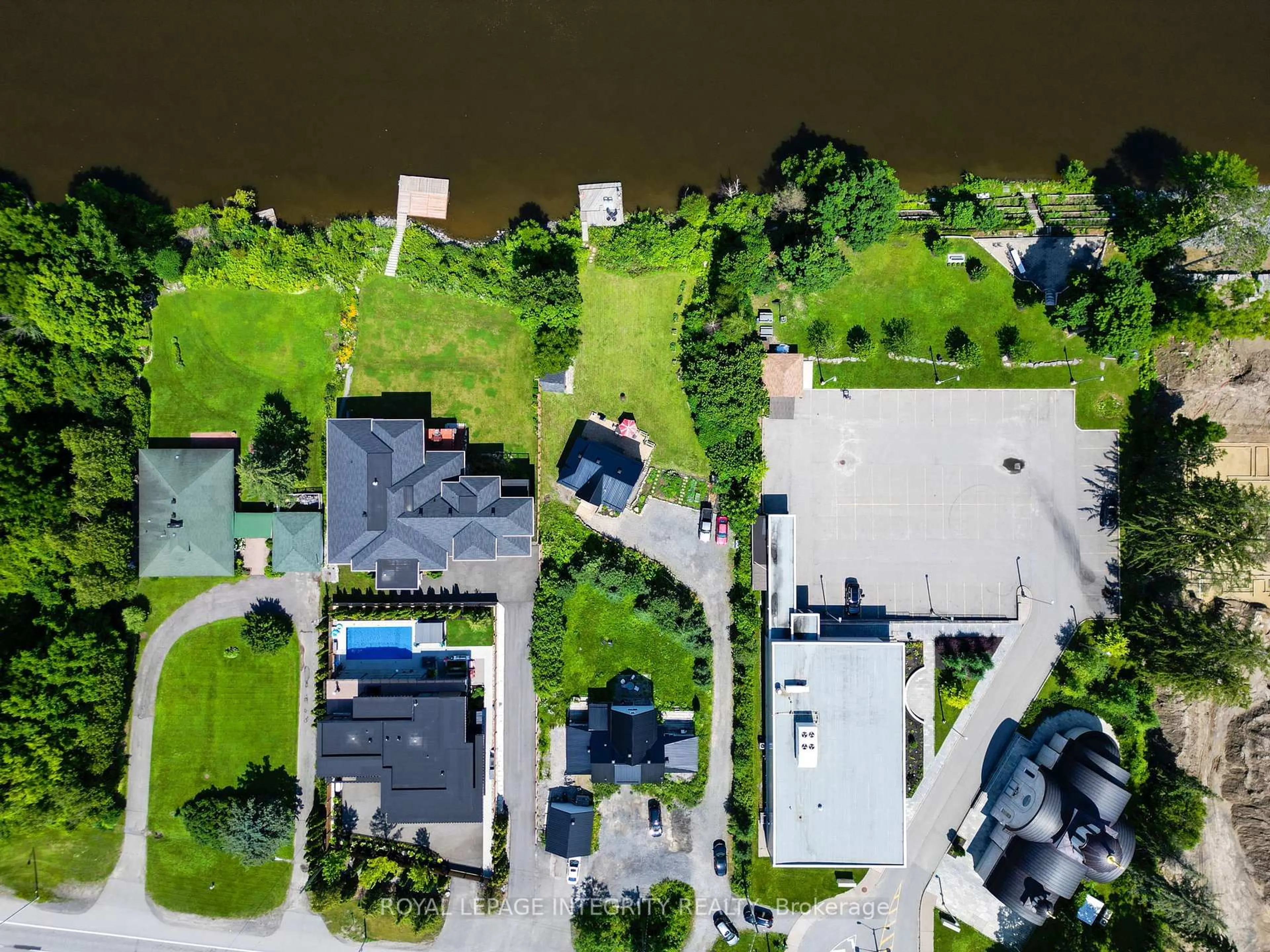 A pic from outside/outdoor area/front of a property/back of a property/a pic from drone, water/lake/river/ocean view for 1985 PRINCE OF WALES Dr, Ottawa Ontario K2C 3J7
