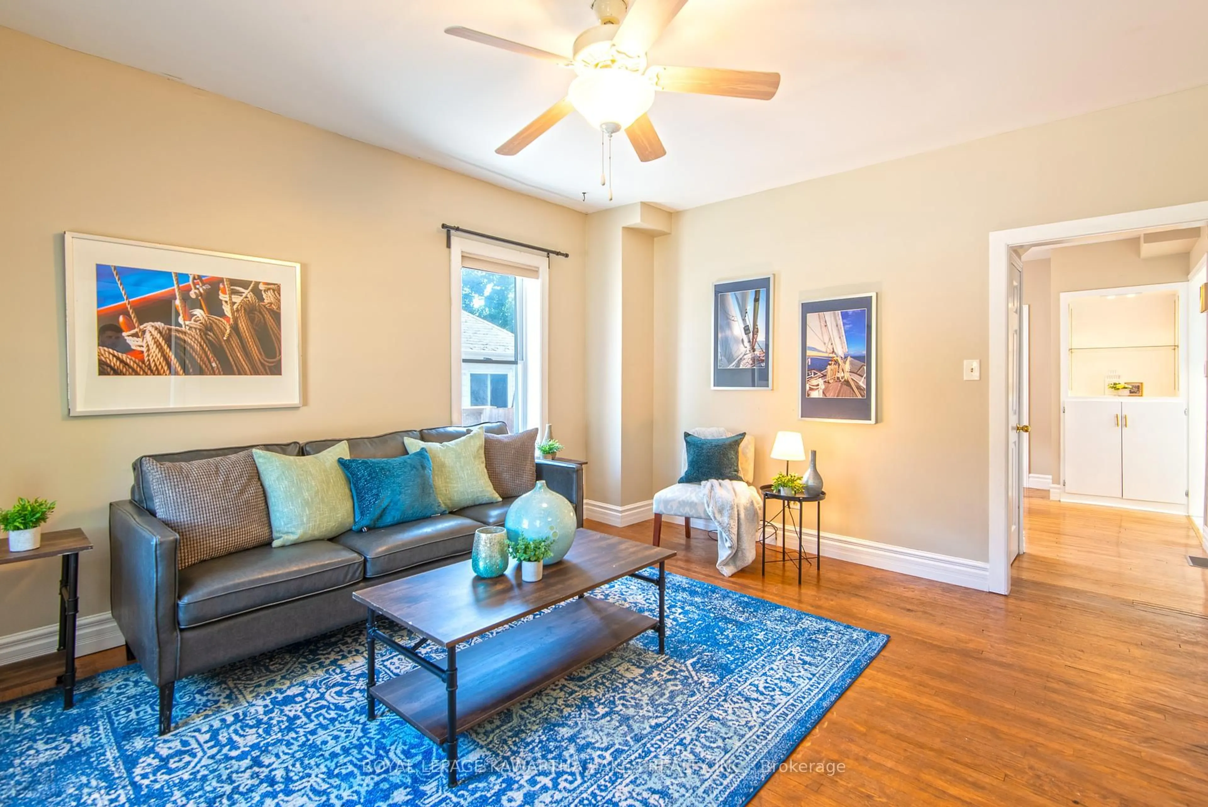 Living room with furniture, unknown for 91 Glenelg St, Kawartha Lakes Ontario K9V 2V8