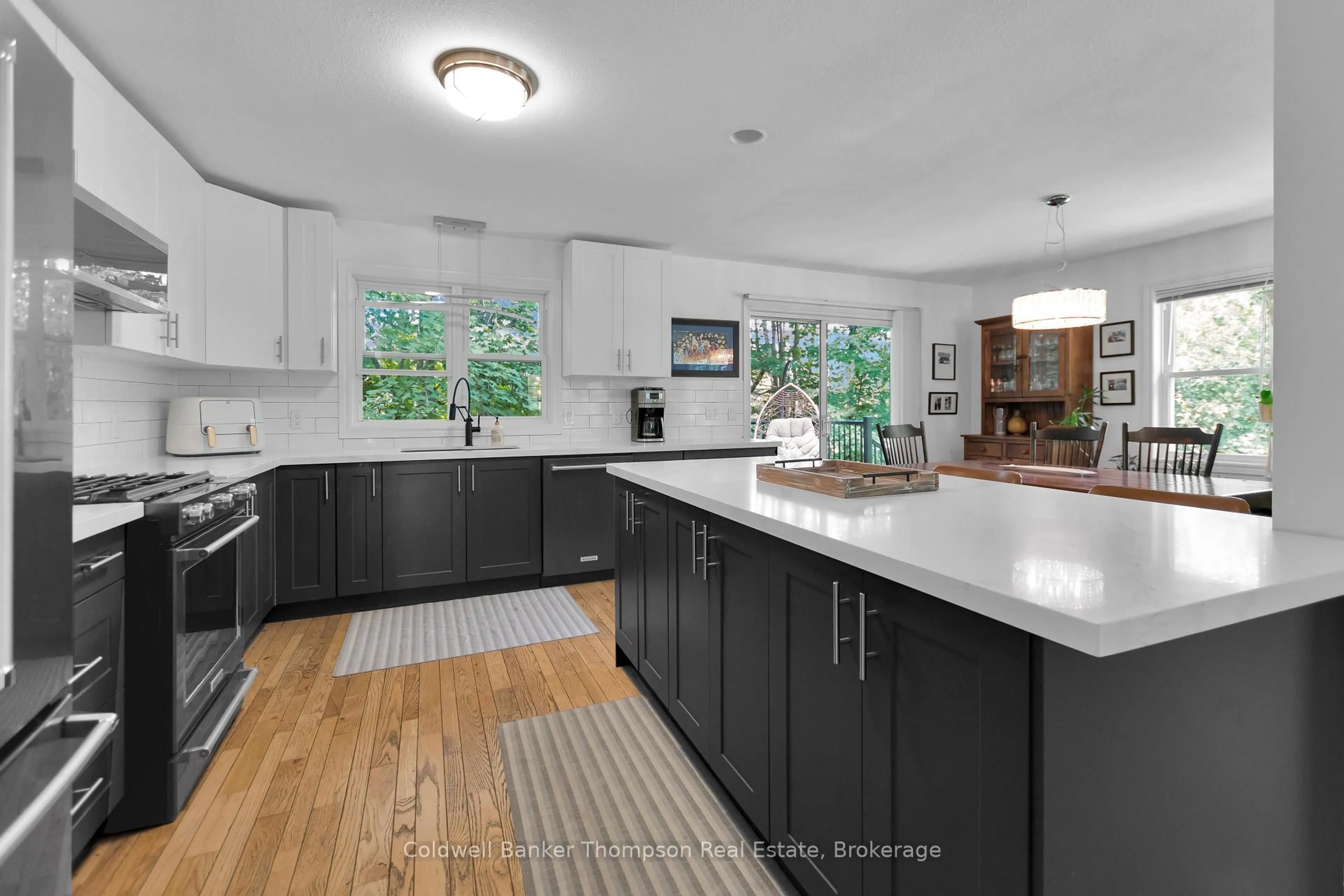 Open concept kitchen, unknown for 2 The Granite Bluff, Bracebridge Ontario P1L 1L4