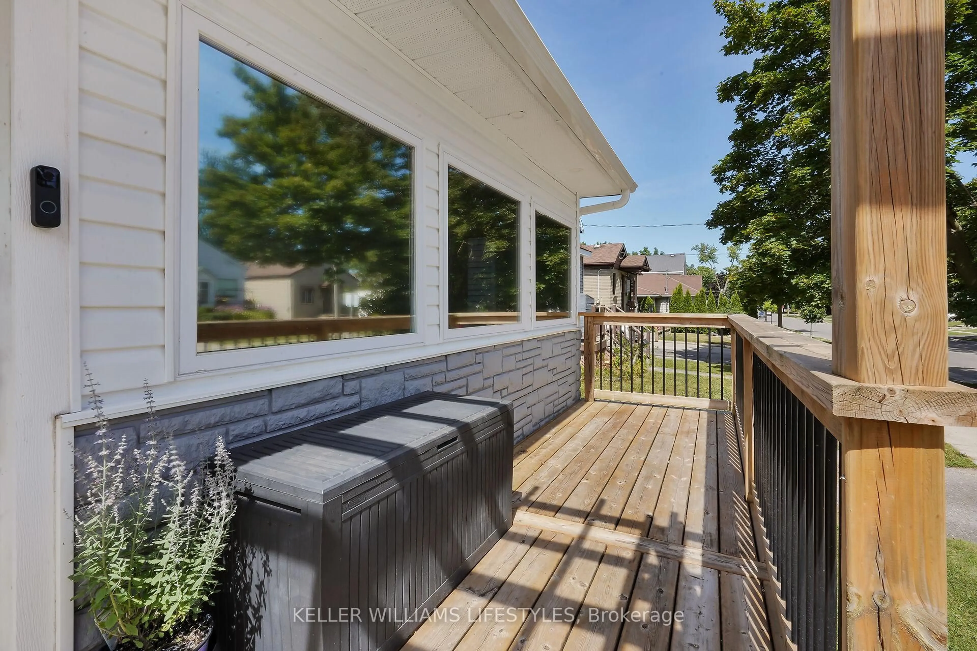 Patio, water/lake/river/ocean view for 111 Boullee St, London East Ontario N5Y 1T8