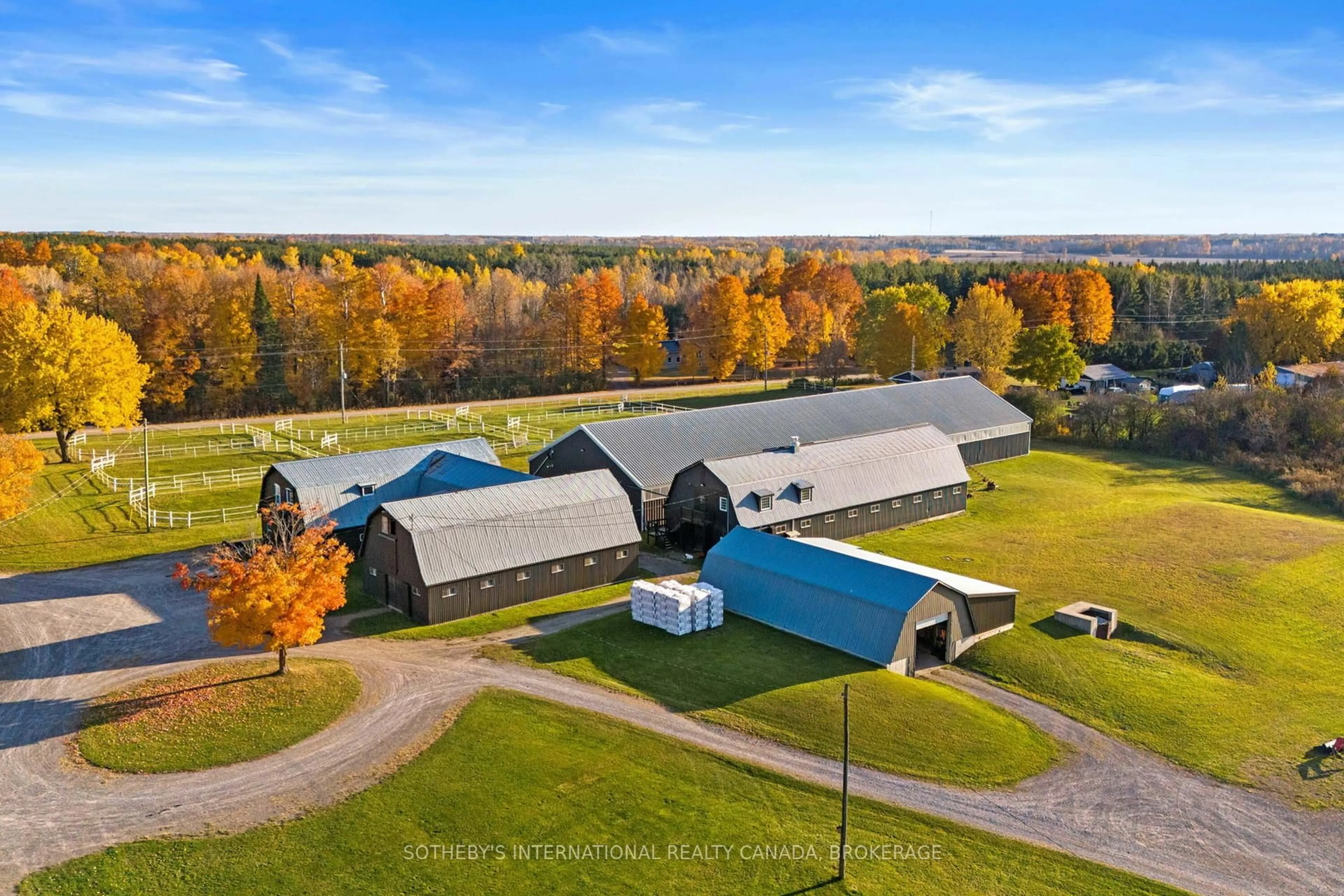 A pic from outside/outdoor area/front of a property/back of a property/a pic from drone, unknown for 1525 SCOTCH LINE Rd, North Grenville Ontario K0G 1S0