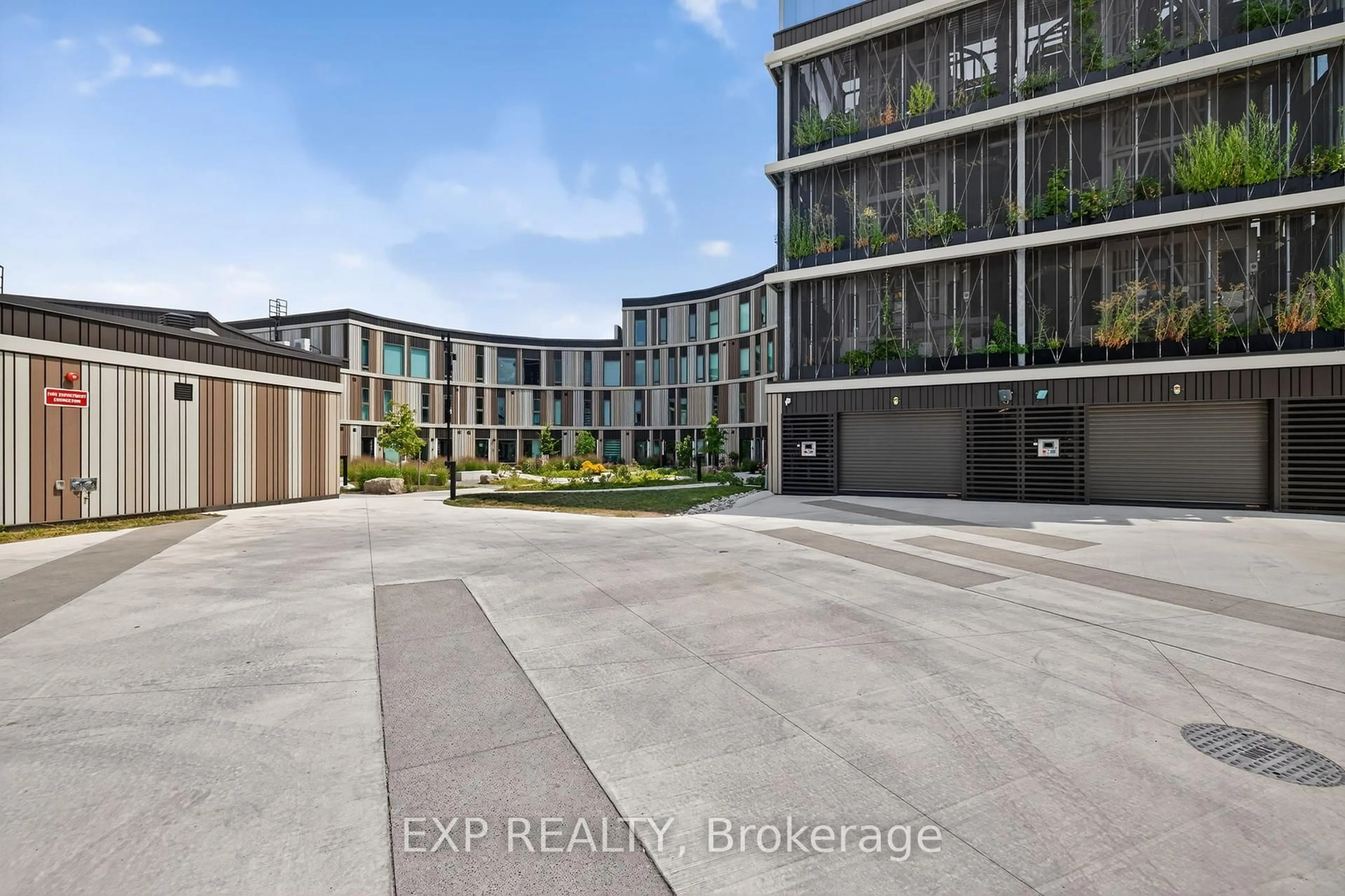 A pic from outside/outdoor area/front of a property/back of a property/a pic from drone, building for 2062 Lumen Dr #A112, London South Ontario N6A 5B5