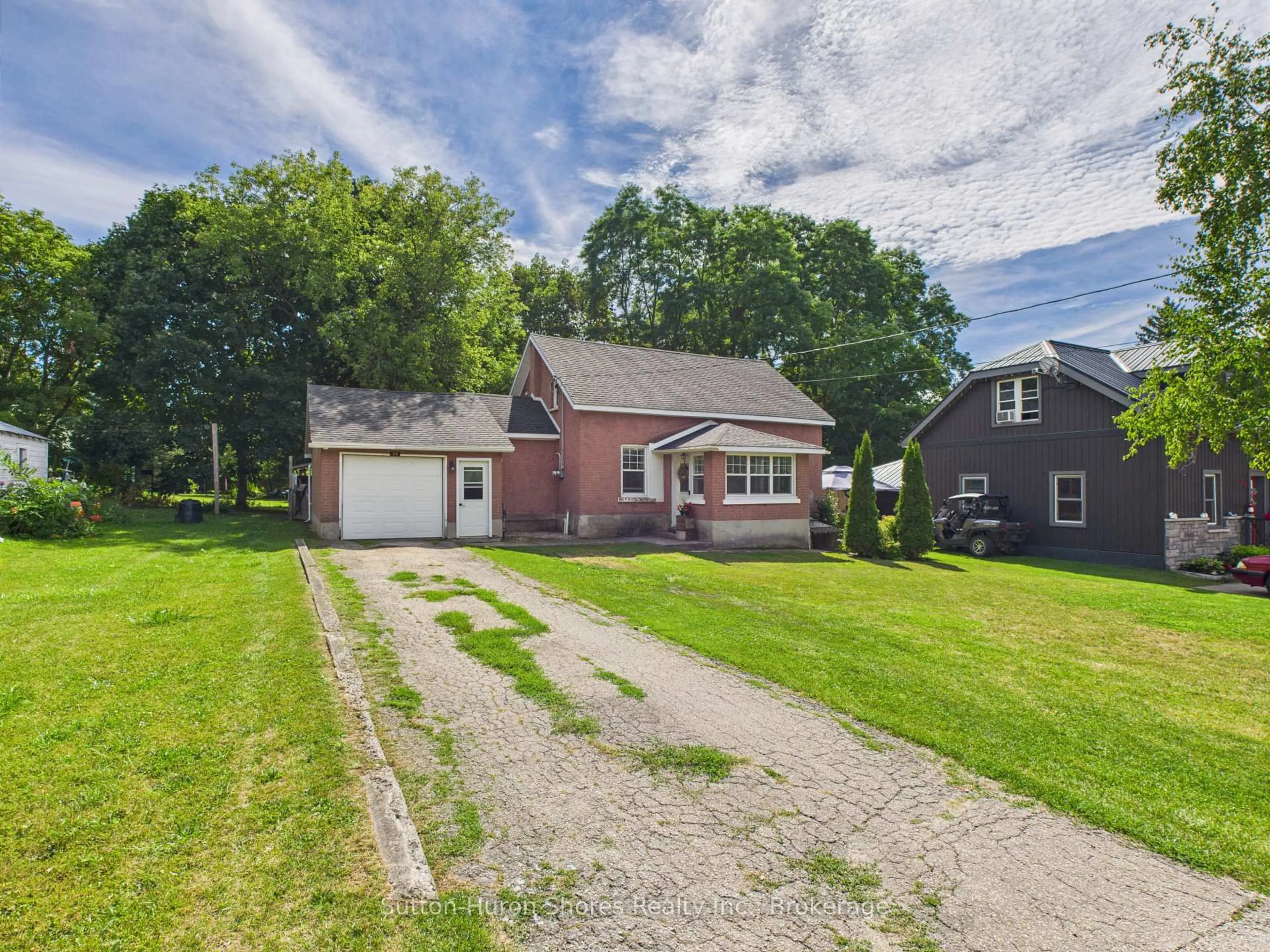 A pic from outside/outdoor area/front of a property/back of a property/a pic from drone, street for 24 Market St, Arran-Elderslie Ontario N0H 2N0