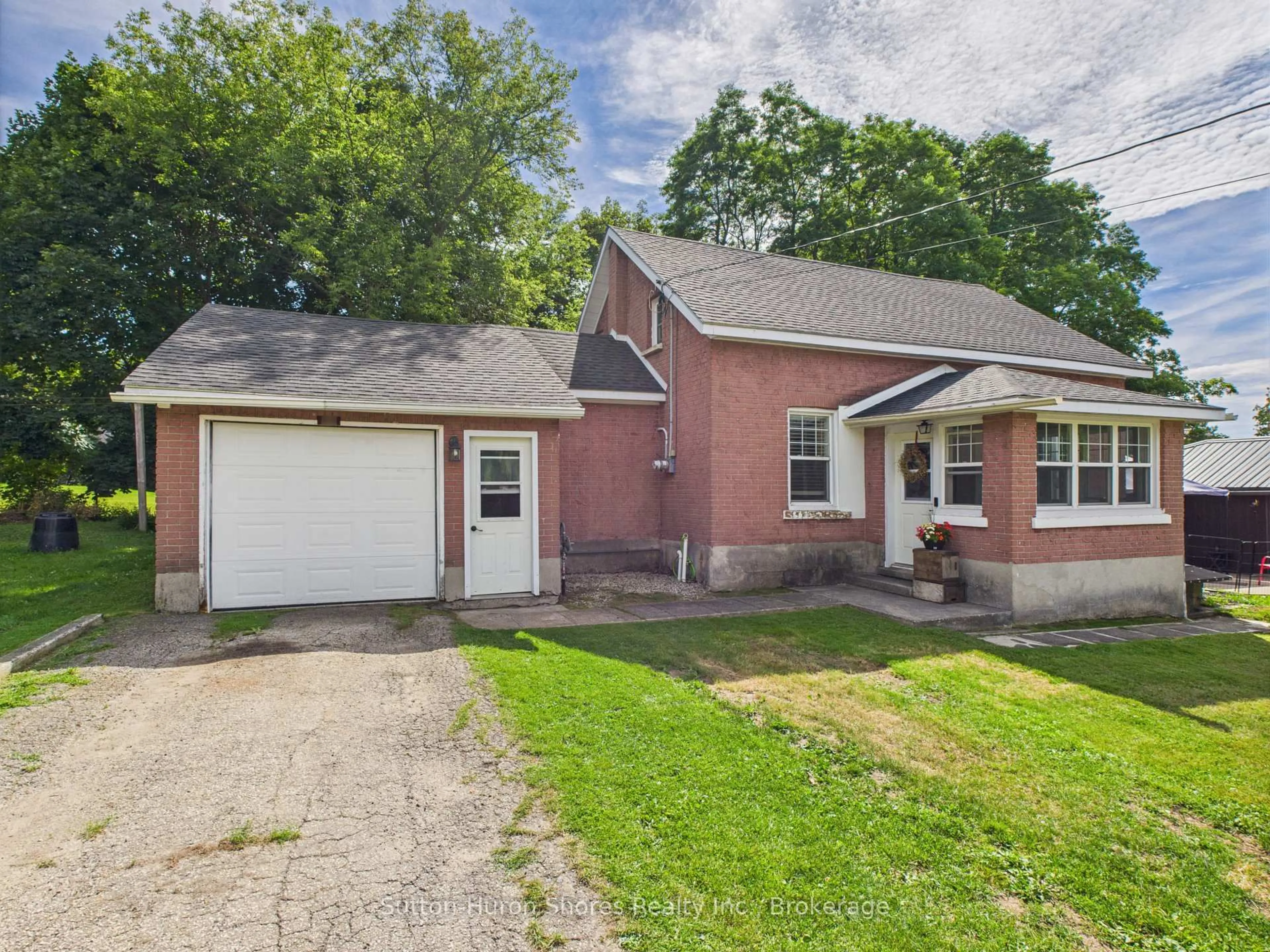 Unknown for 24 Market St, Arran-Elderslie Ontario N0H 2N0