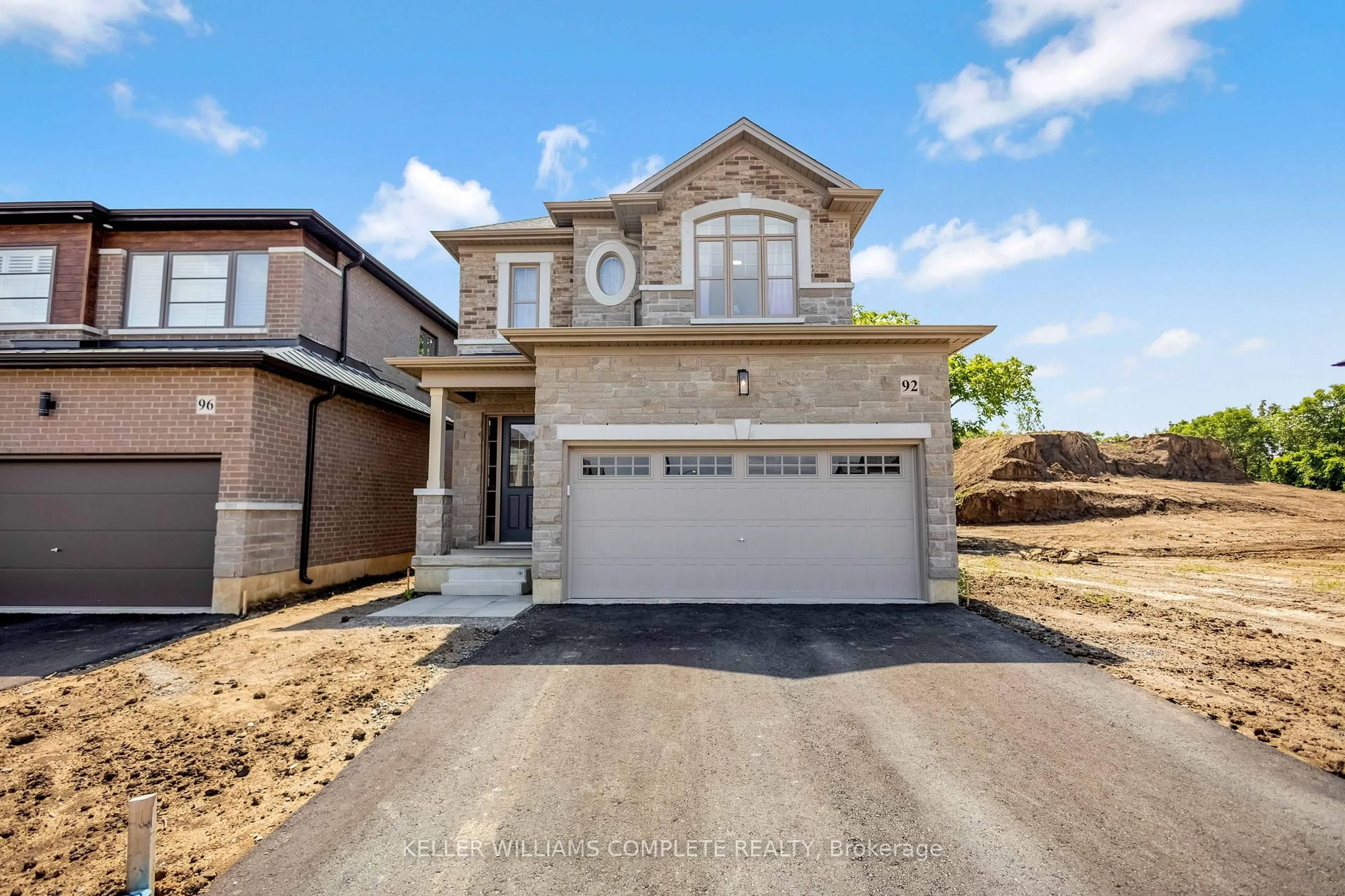 Home with brick exterior material, street for 92 SHADY OAKS Tr, Hamilton Ontario L9B 0K6