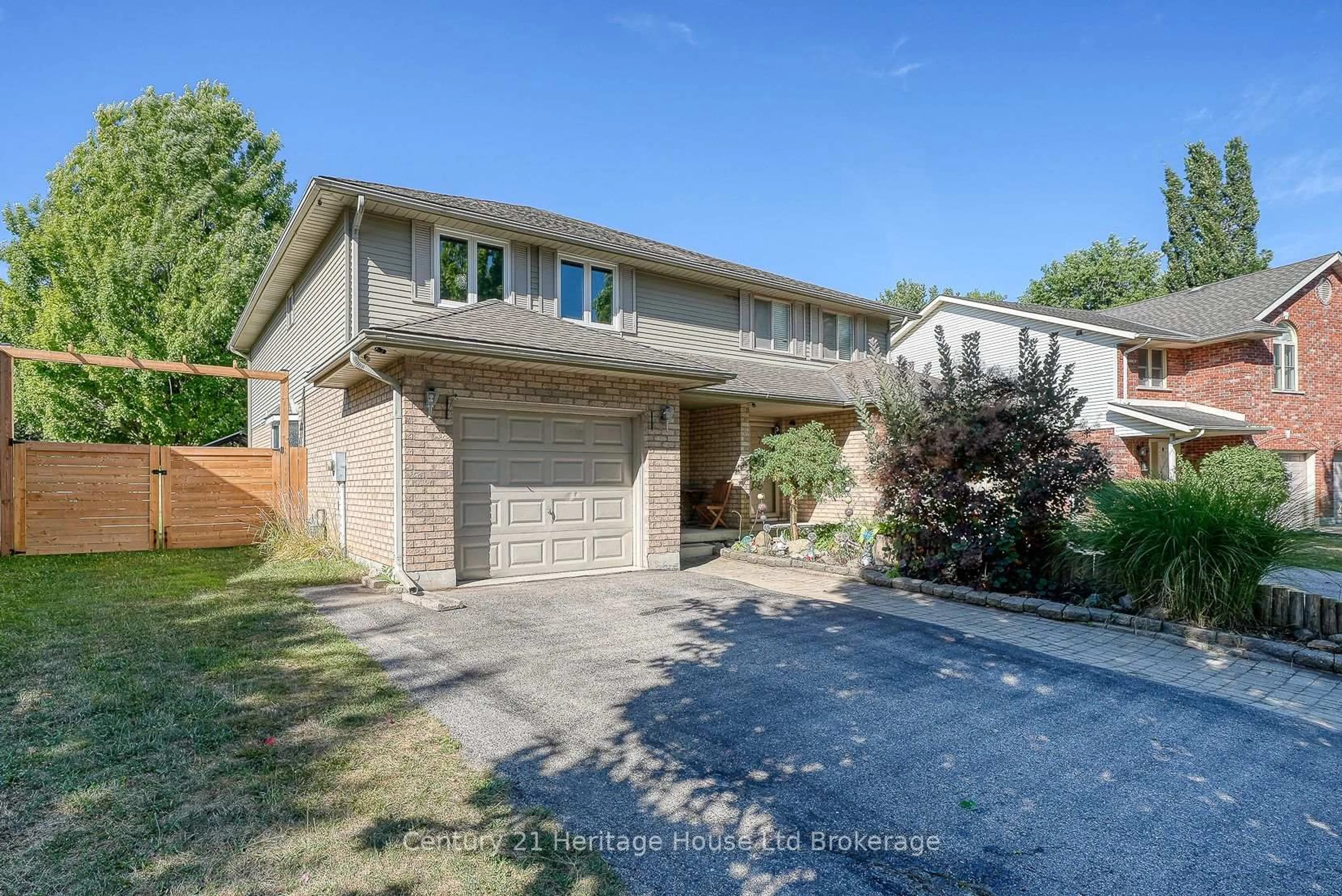 Home with brick exterior material, street for 5 Mohican Dr, Woodstock Ontario N4T 1H4