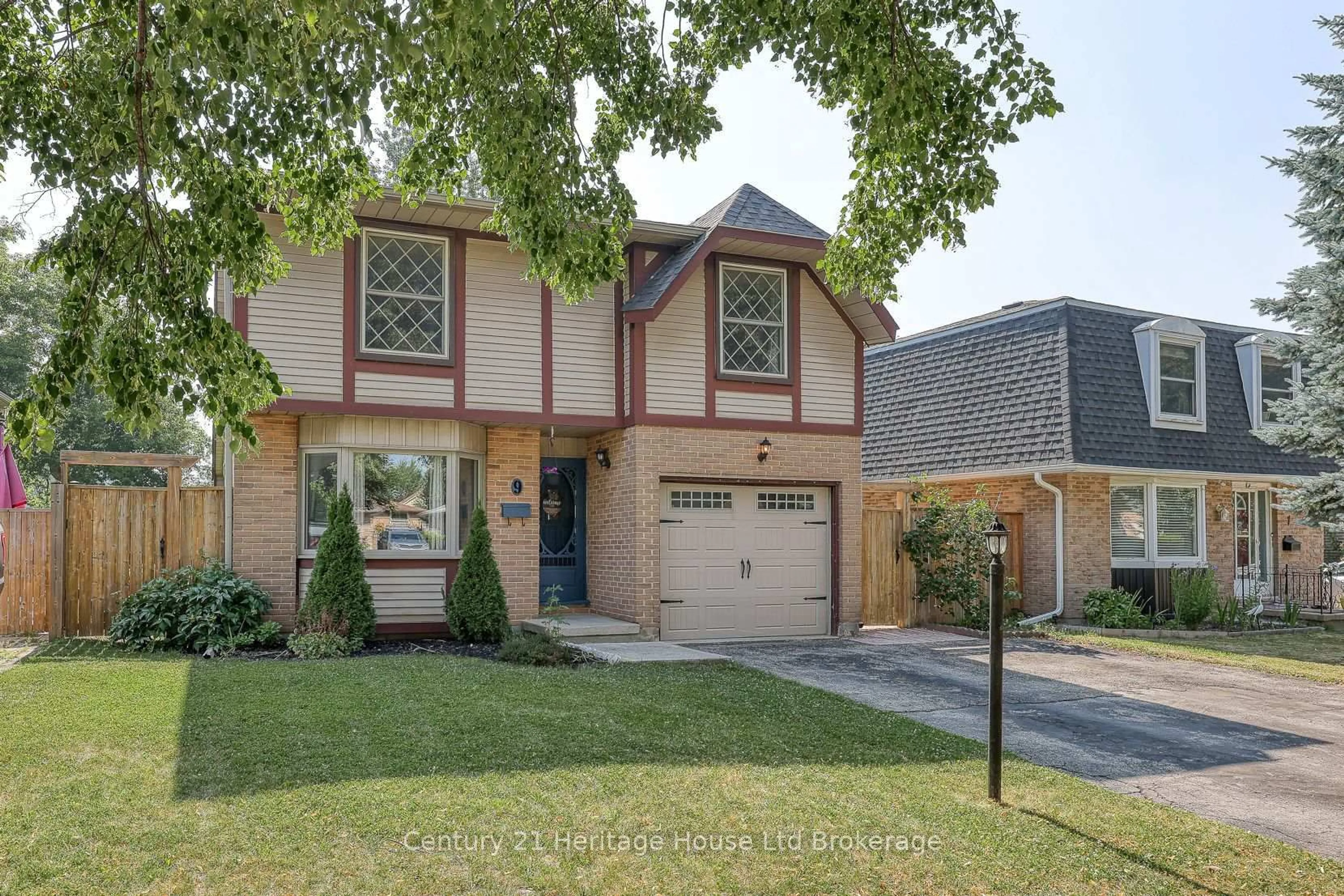 Home with brick exterior material, street for 9 Edmunds Cres, London South Ontario N5Z 4J1