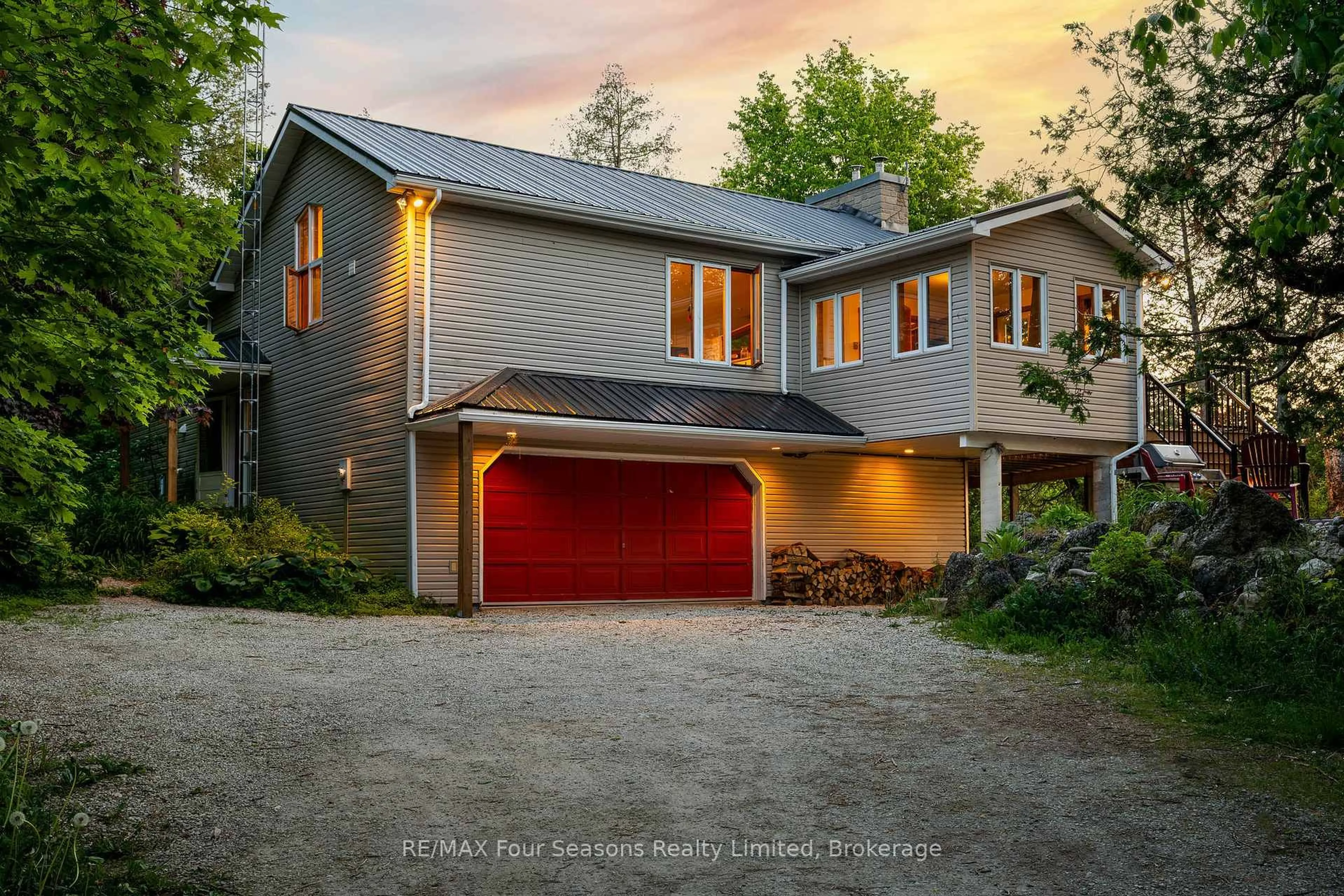 A pic from outside/outdoor area/front of a property/back of a property/a pic from drone, street for 188 Highpoint Cres, Grey Highlands Ontario N0C 1M0