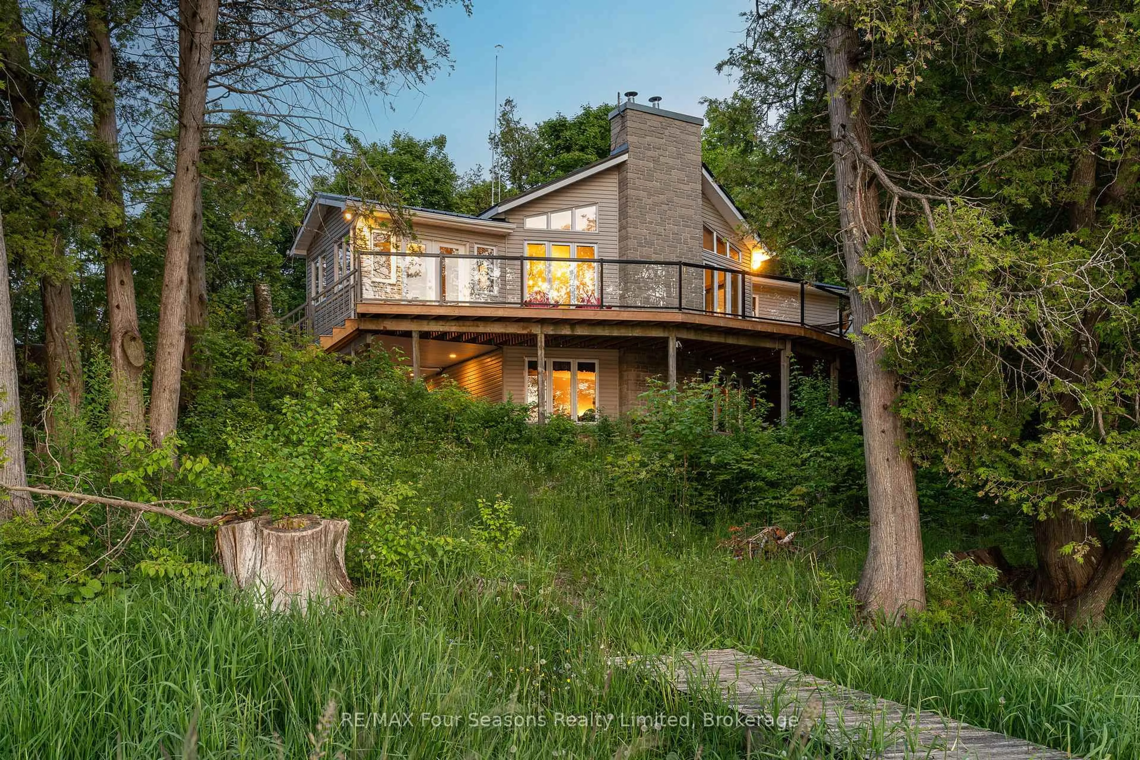 A pic from outside/outdoor area/front of a property/back of a property/a pic from drone, water/lake/river/ocean view for 188 Highpoint Cres, Grey Highlands Ontario N0C 1M0