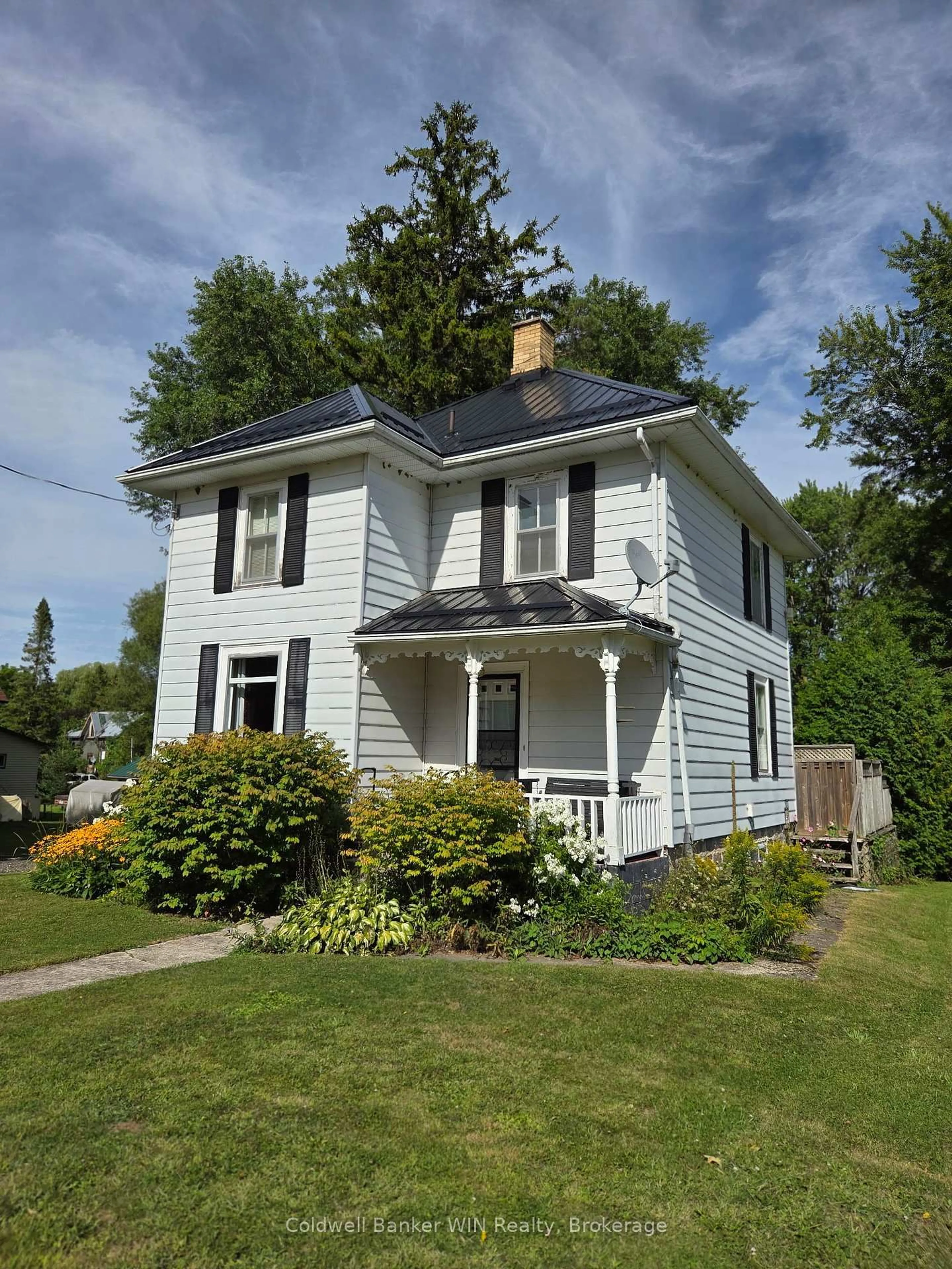 Home with vinyl exterior material, street for 392017 GREY ROAD 109, Southgate Ontario N0G 2A0