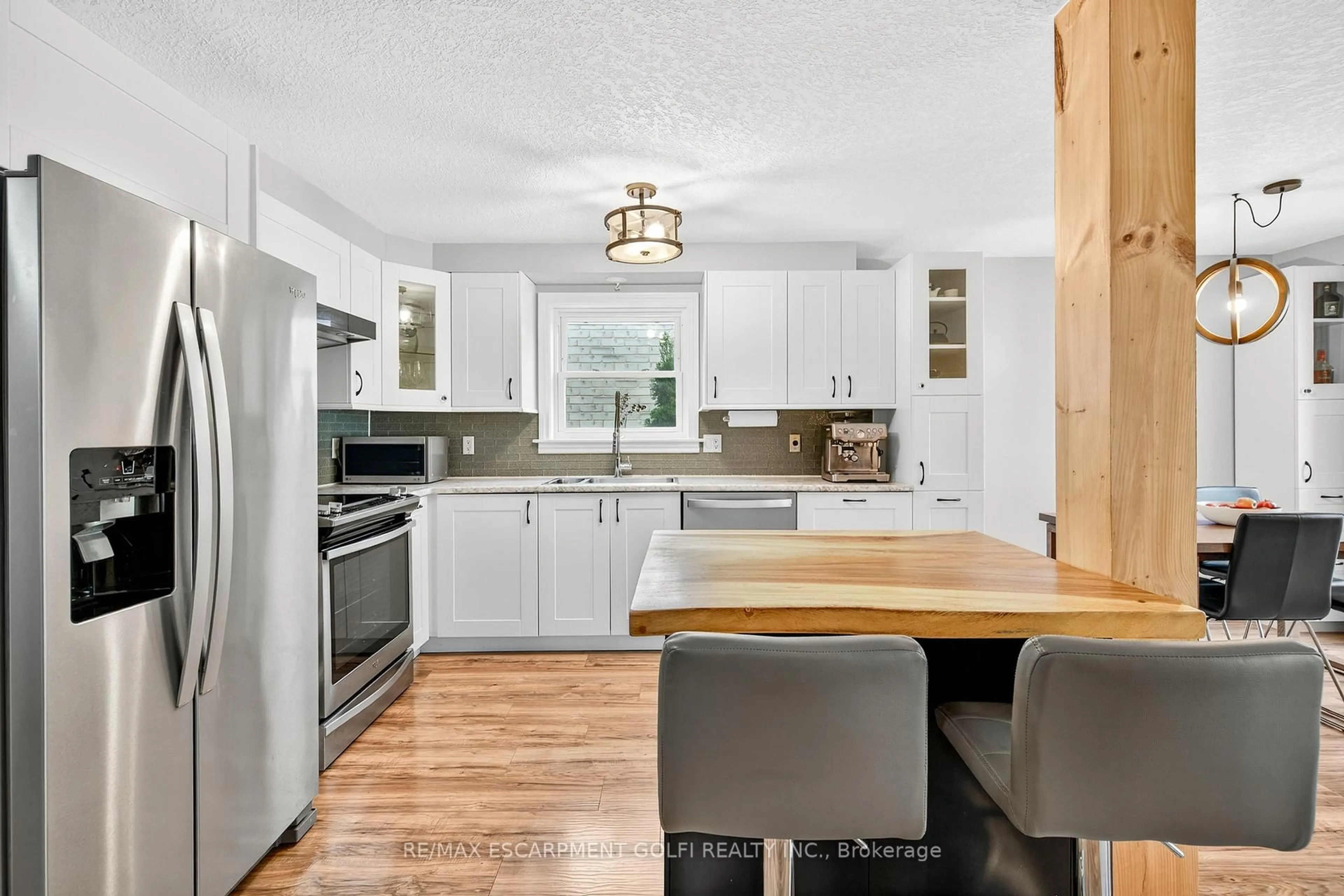 Open concept kitchen, unknown for 113 Pine Martin Cres, Kitchener Ontario N2E 3S3