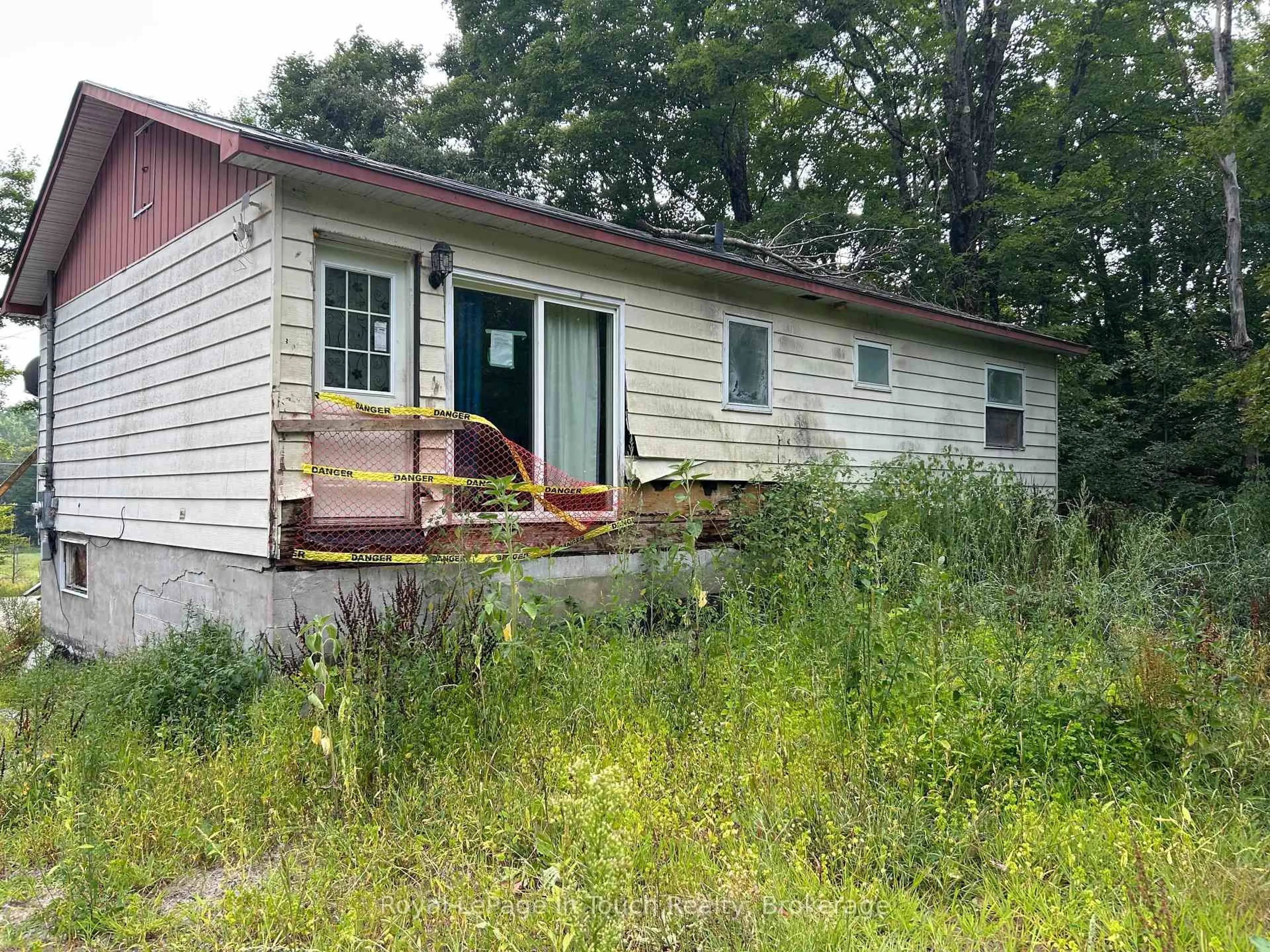 Shed for 196 Twelve Mile Bay Rd, Georgian Bay Ontario P0C 1H0