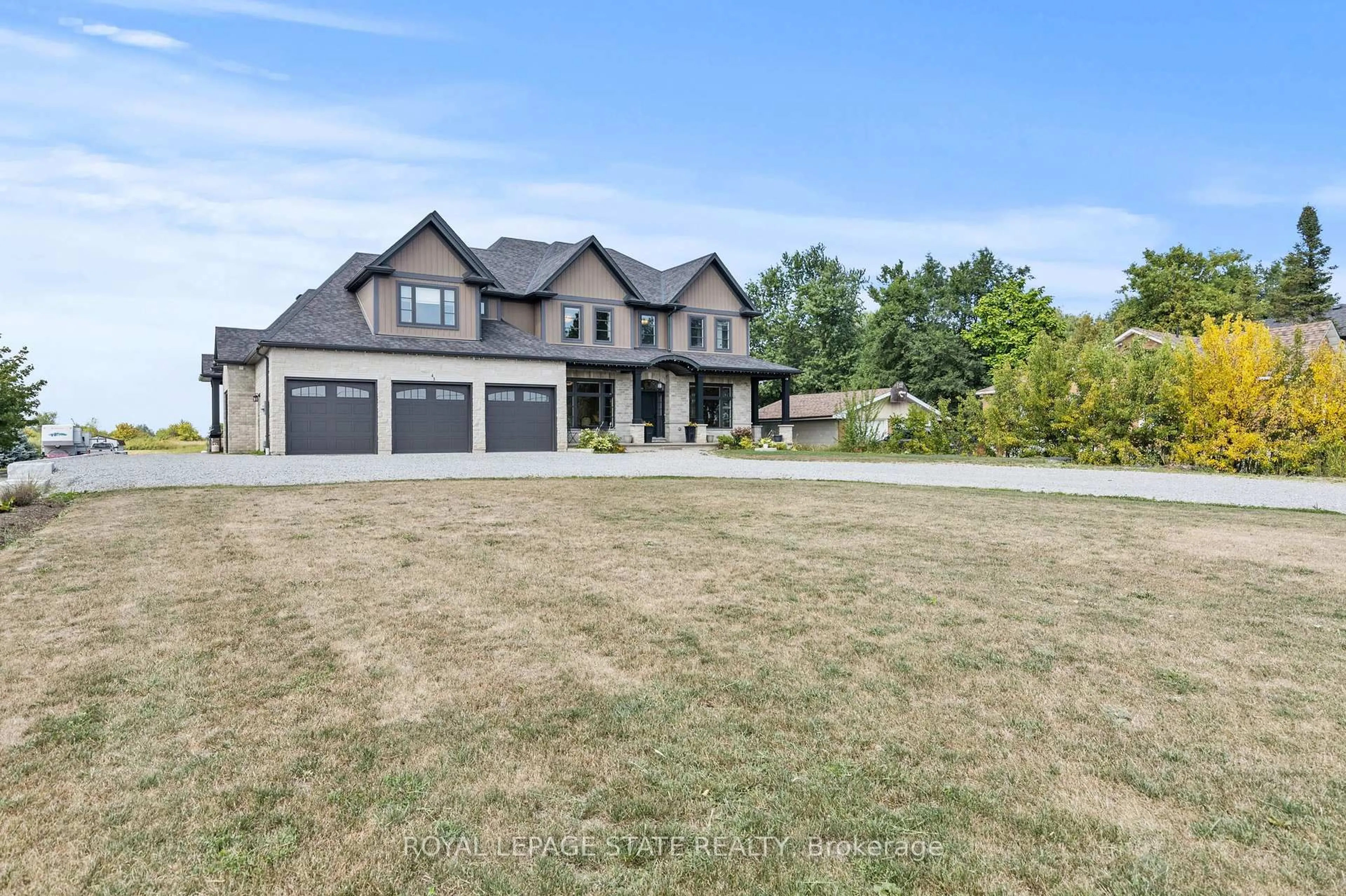 A pic from outside/outdoor area/front of a property/back of a property/a pic from drone, unknown for 43 Third Rd, Hamilton Ontario L8J 3J5