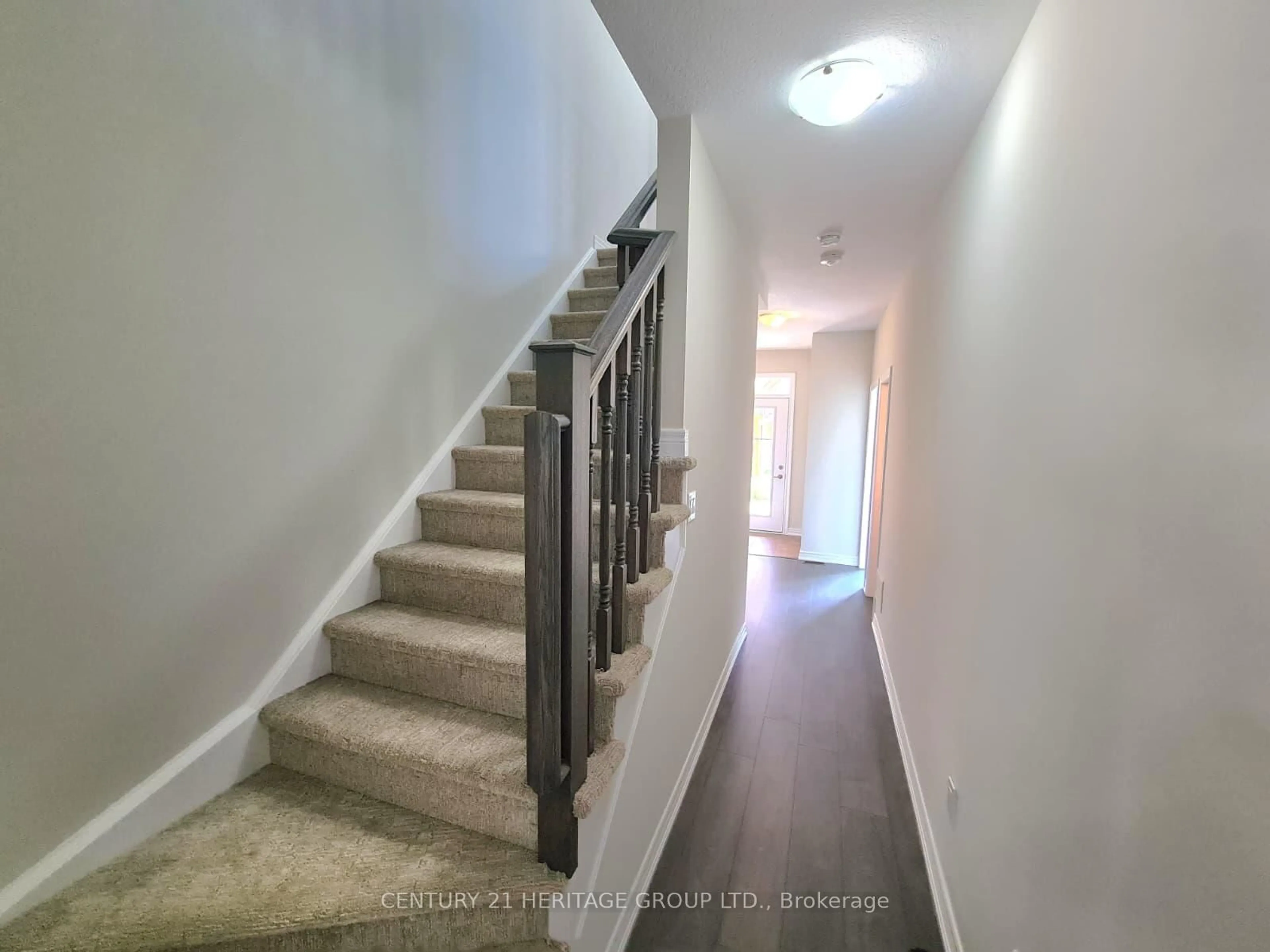 Stairs for 6 Snowberry Lane, Hamilton Ontario L8K 0A4