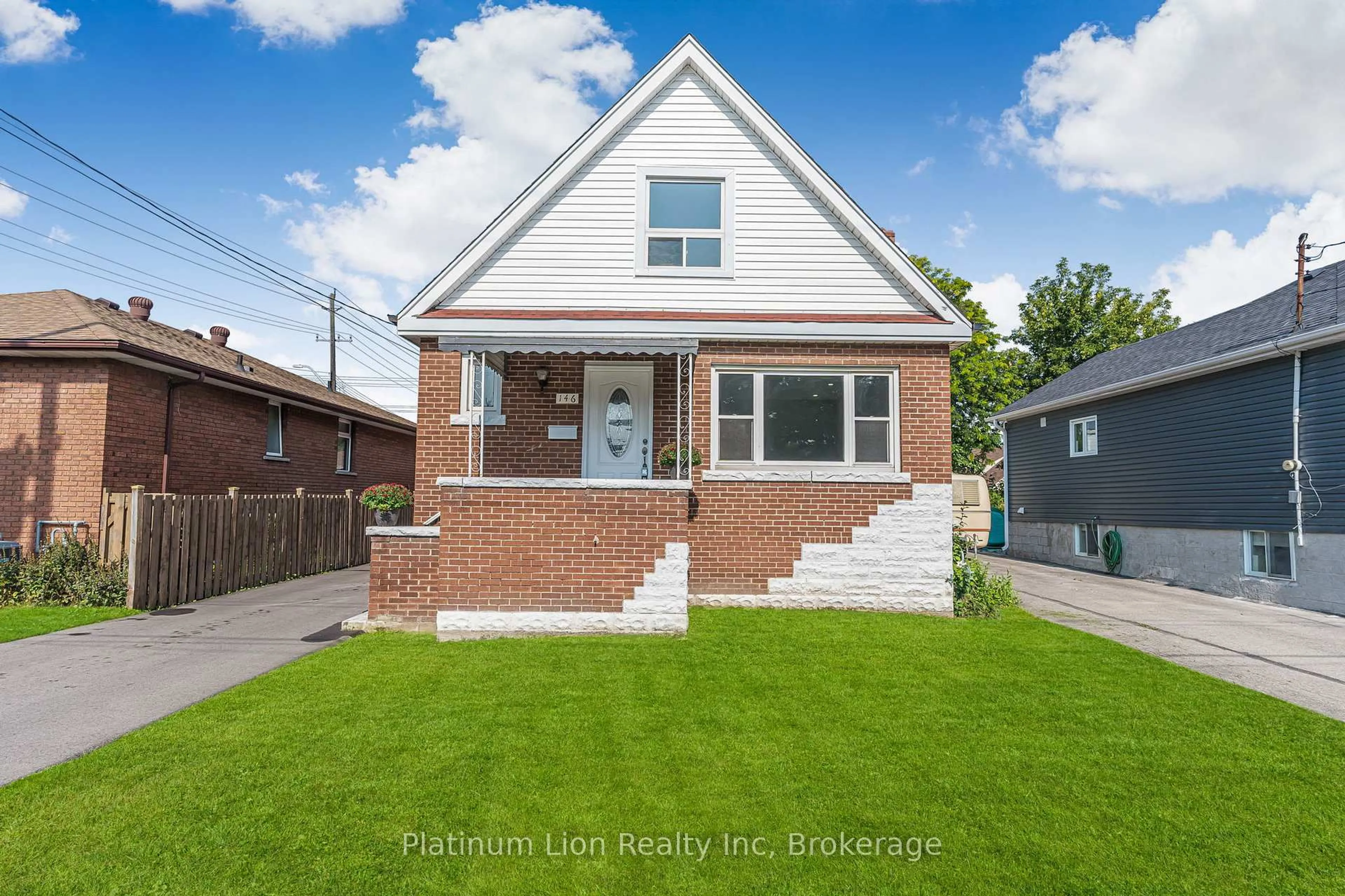 Home with brick exterior material, street for 146 Craigroyston Rd, Hamilton Ontario L8K 3K1