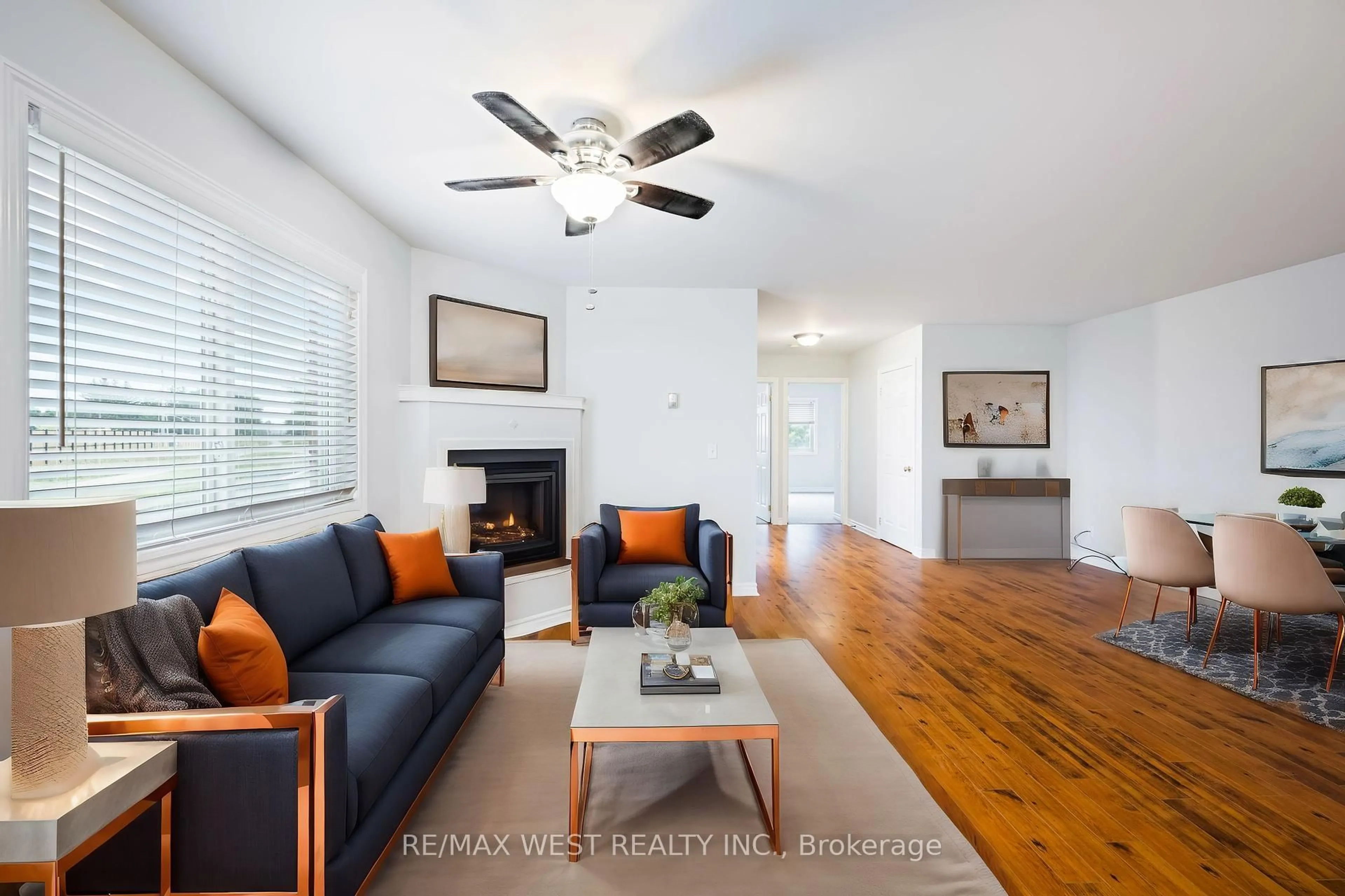 Living room with furniture, wood/laminate floor for 140 Joseph St, Shelburne Ontario L0N 1S4