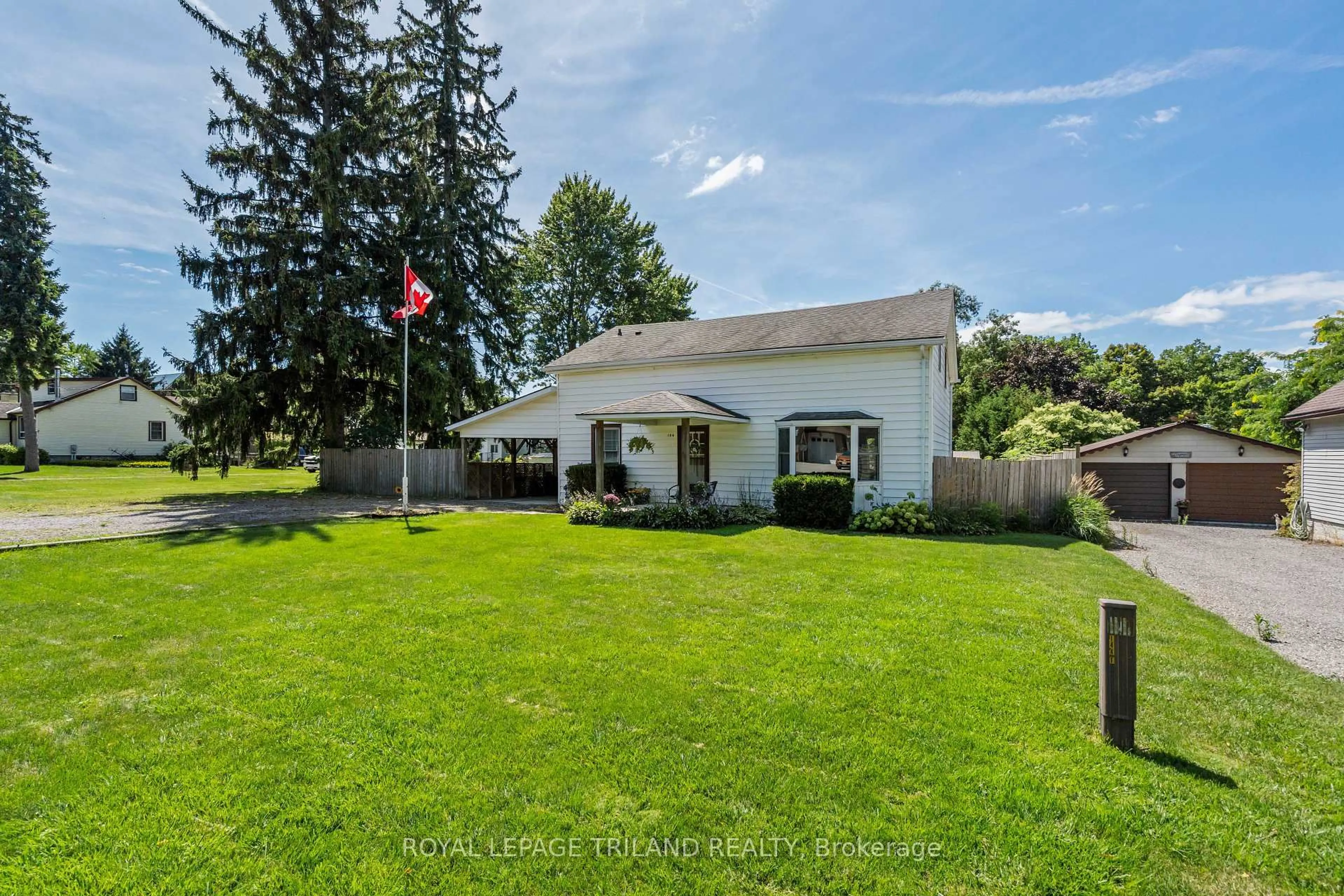 A pic from outside/outdoor area/front of a property/back of a property/a pic from drone, street for 9619 FRANCIS St, Southwold Ontario N0L 2E0