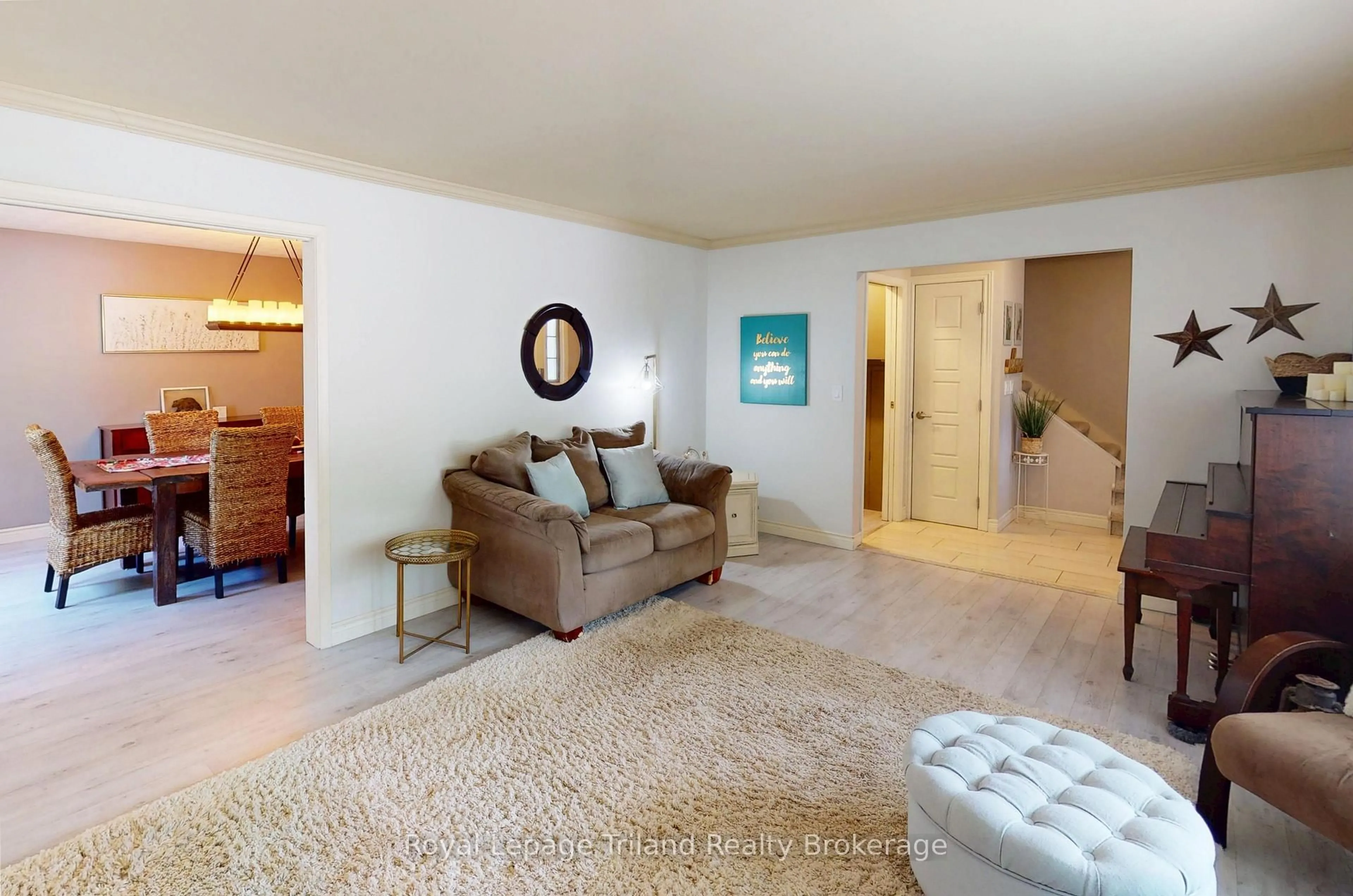 Living room with furniture, unknown for 444 Lee Ave, Woodstock Ontario N4S 6Y3