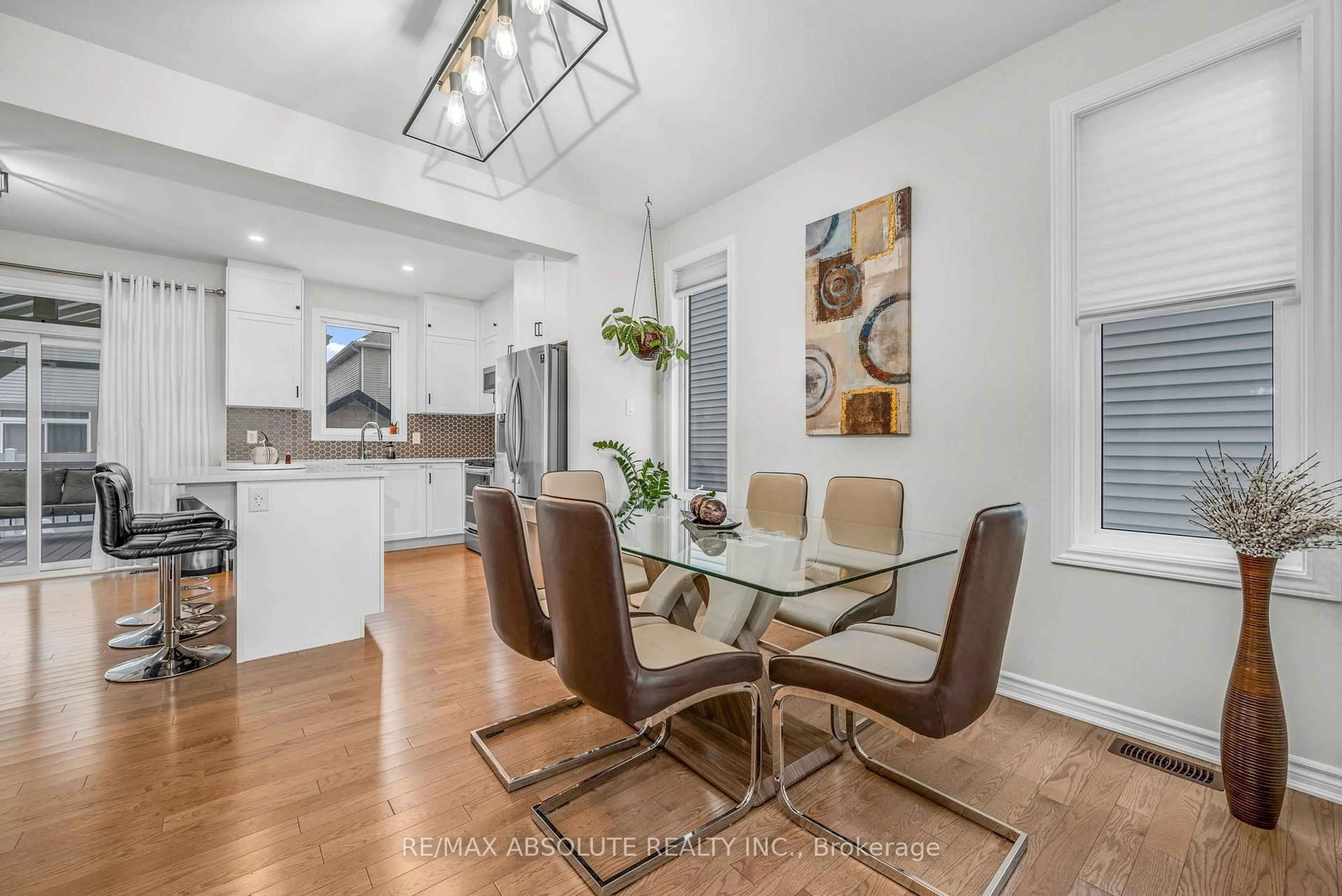 Unknown for 730 Perseus Ave, Ottawa Ontario K2J 6V8