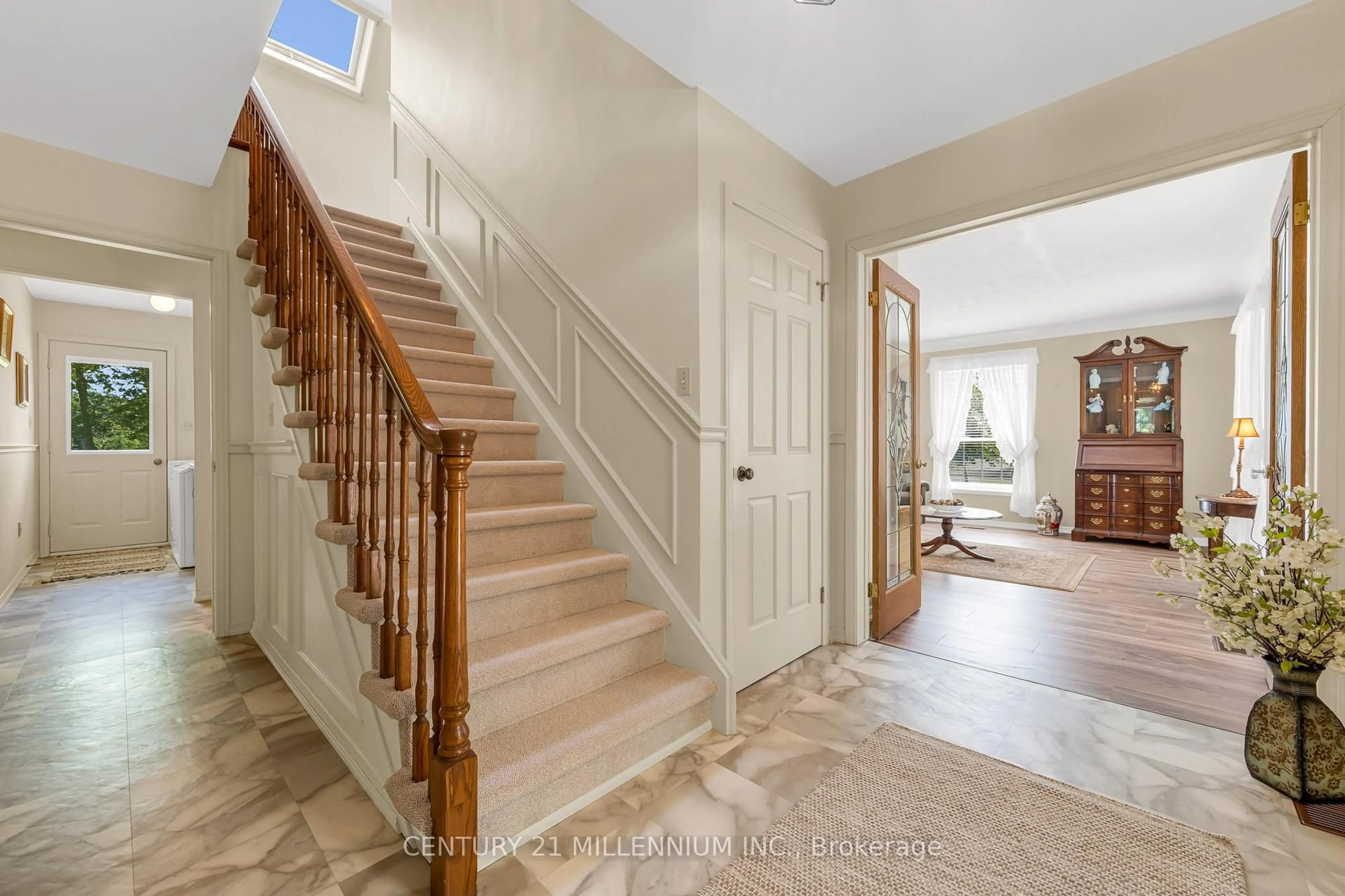 Indoor entryway for 40764 Forks Rd, Wainfleet Ontario L0S 1V0