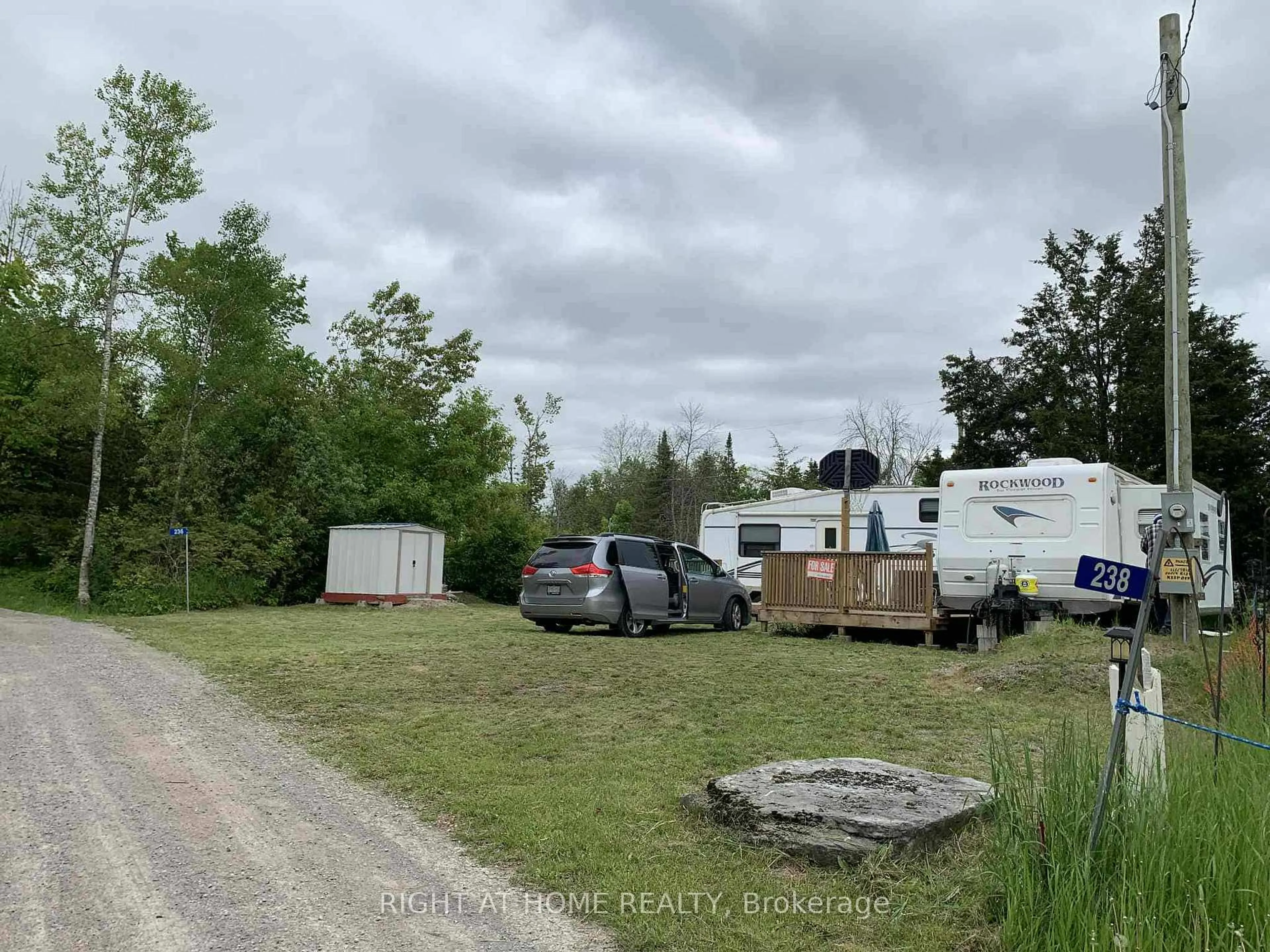 A pic from outside/outdoor area/front of a property/back of a property/a pic from drone, street for 236 Apple Tr, Trent Hills Ontario K0K 2M0
