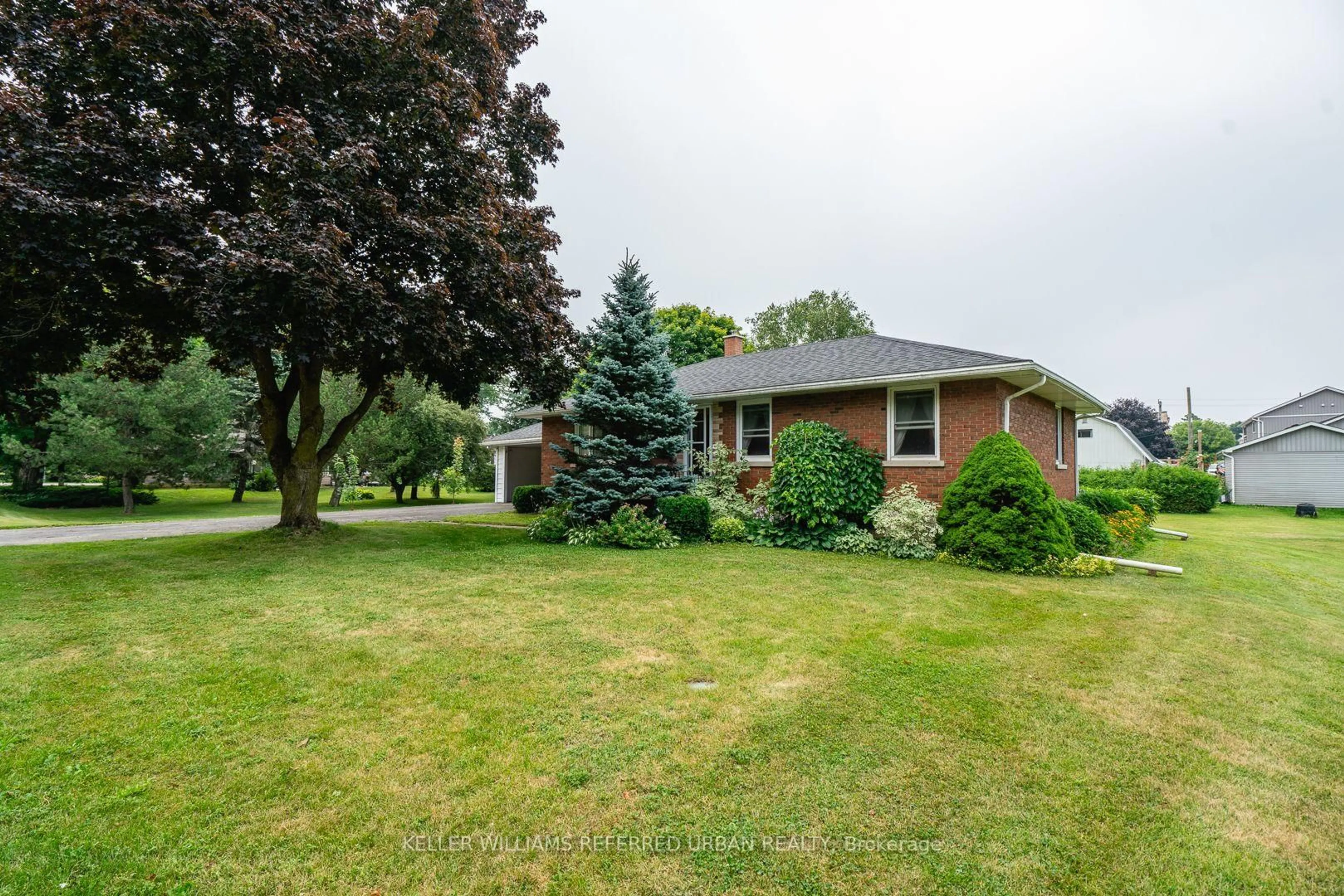 Unknown for 18 King St, Minto Ontario N0G 1Z0