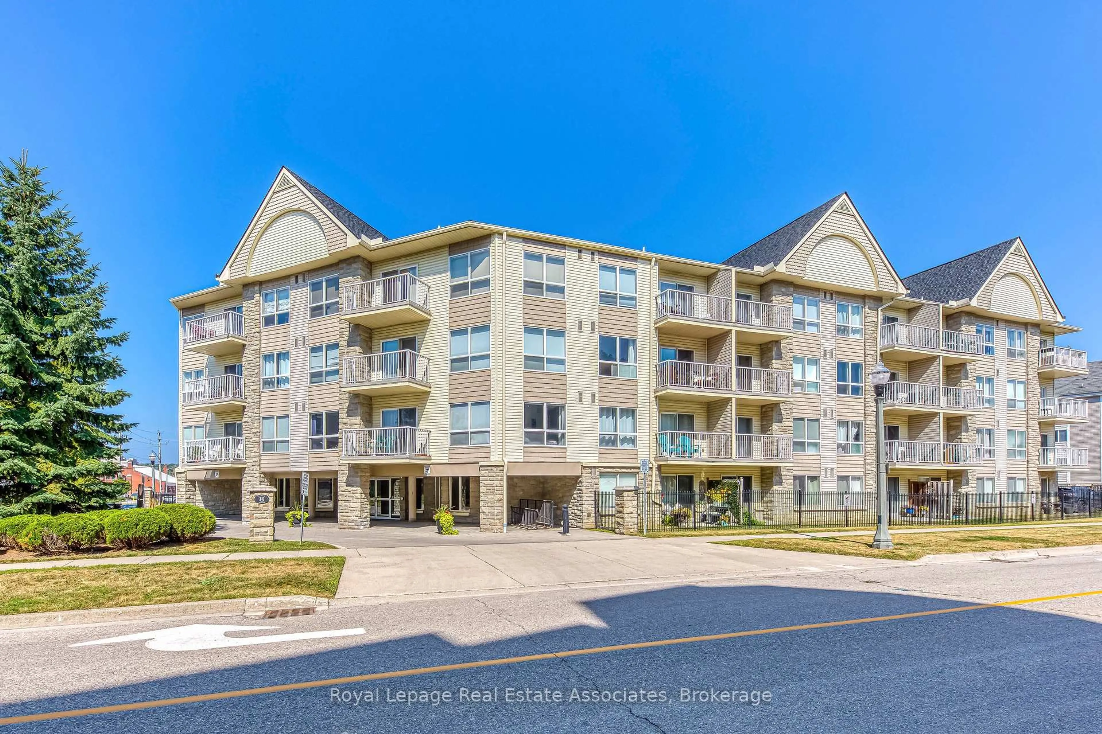 A pic from outside/outdoor area/front of a property/back of a property/a pic from drone, water/lake/river/ocean view for 8 Harris St #309, Cambridge Ontario N1R 8R1