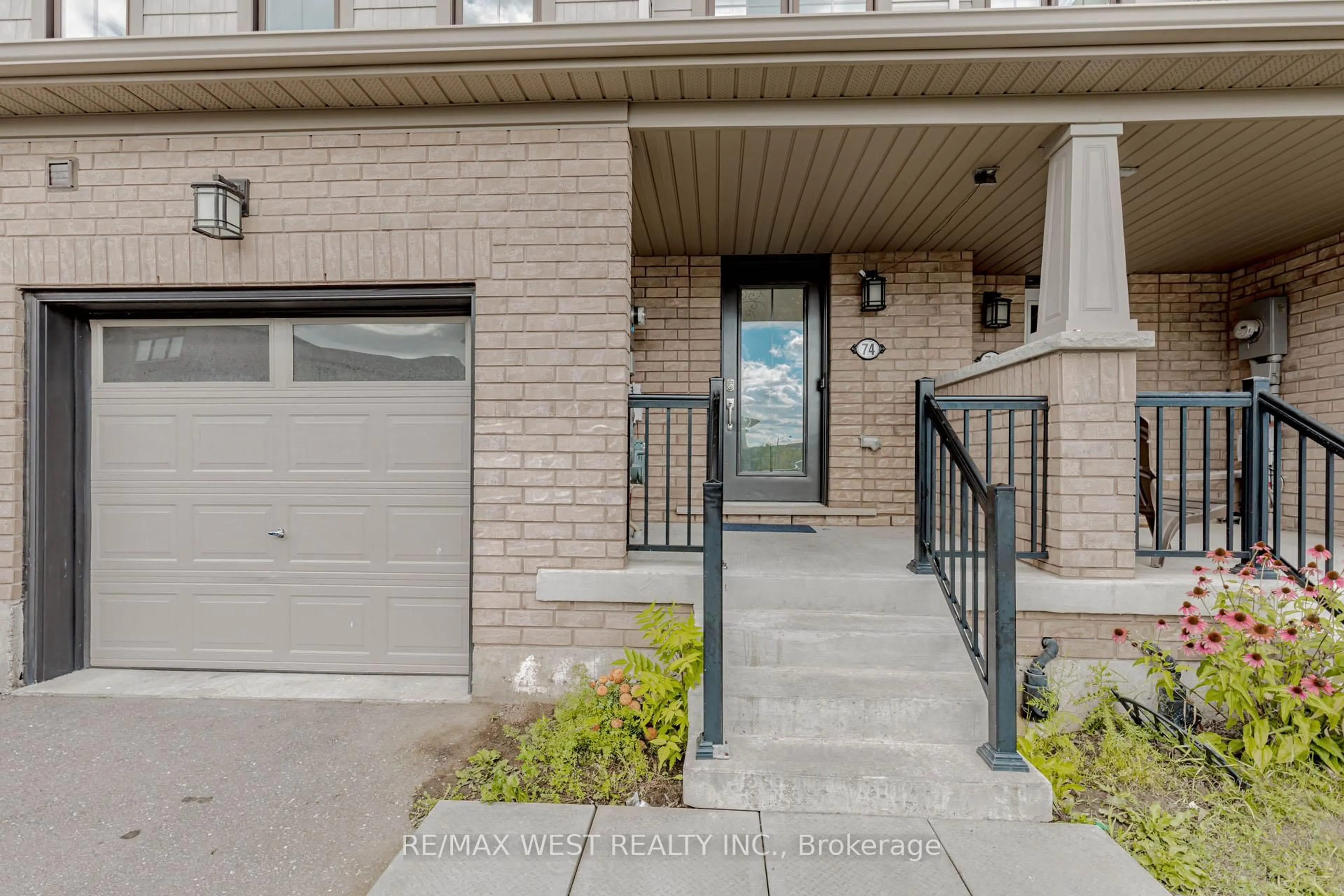 Unknown for 74 Pagebrook Cres, Hamilton Ontario L8J 0K7
