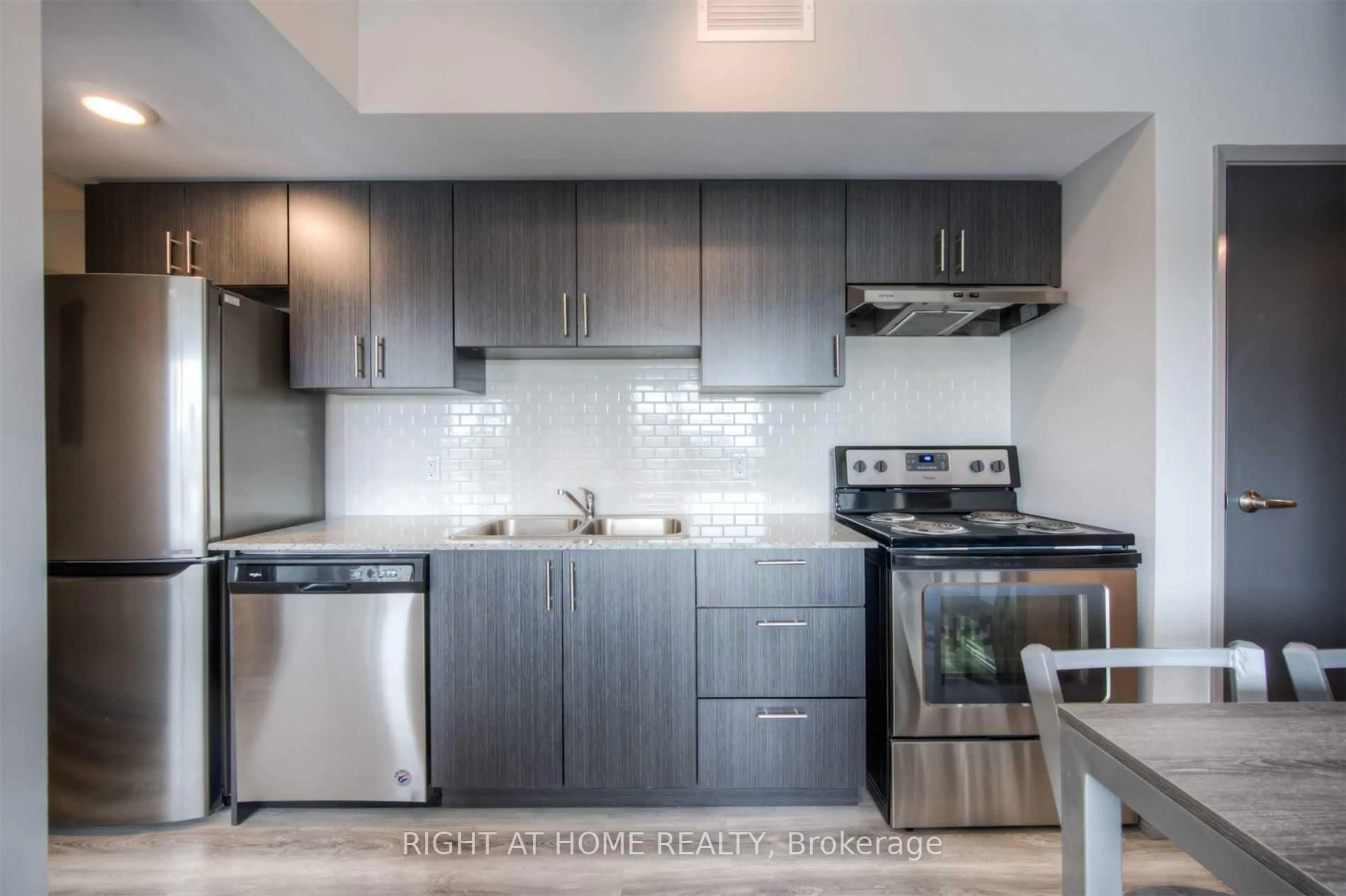 Standard kitchen, unknown for 275 Larch St #F114, Waterloo Ontario N2L 0J3