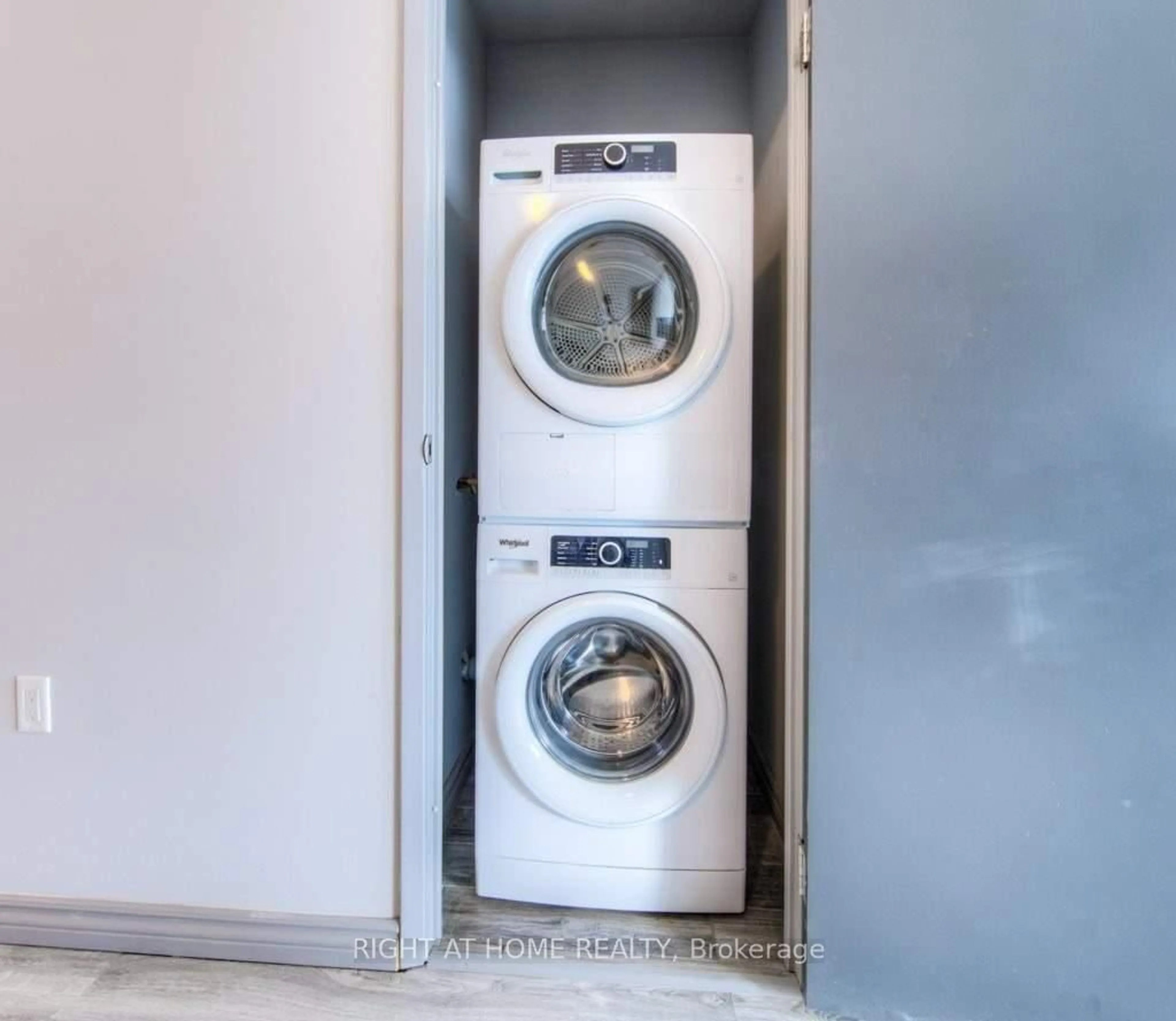 Laundry room for 275 Larch St #F114, Waterloo Ontario N2L 0J3