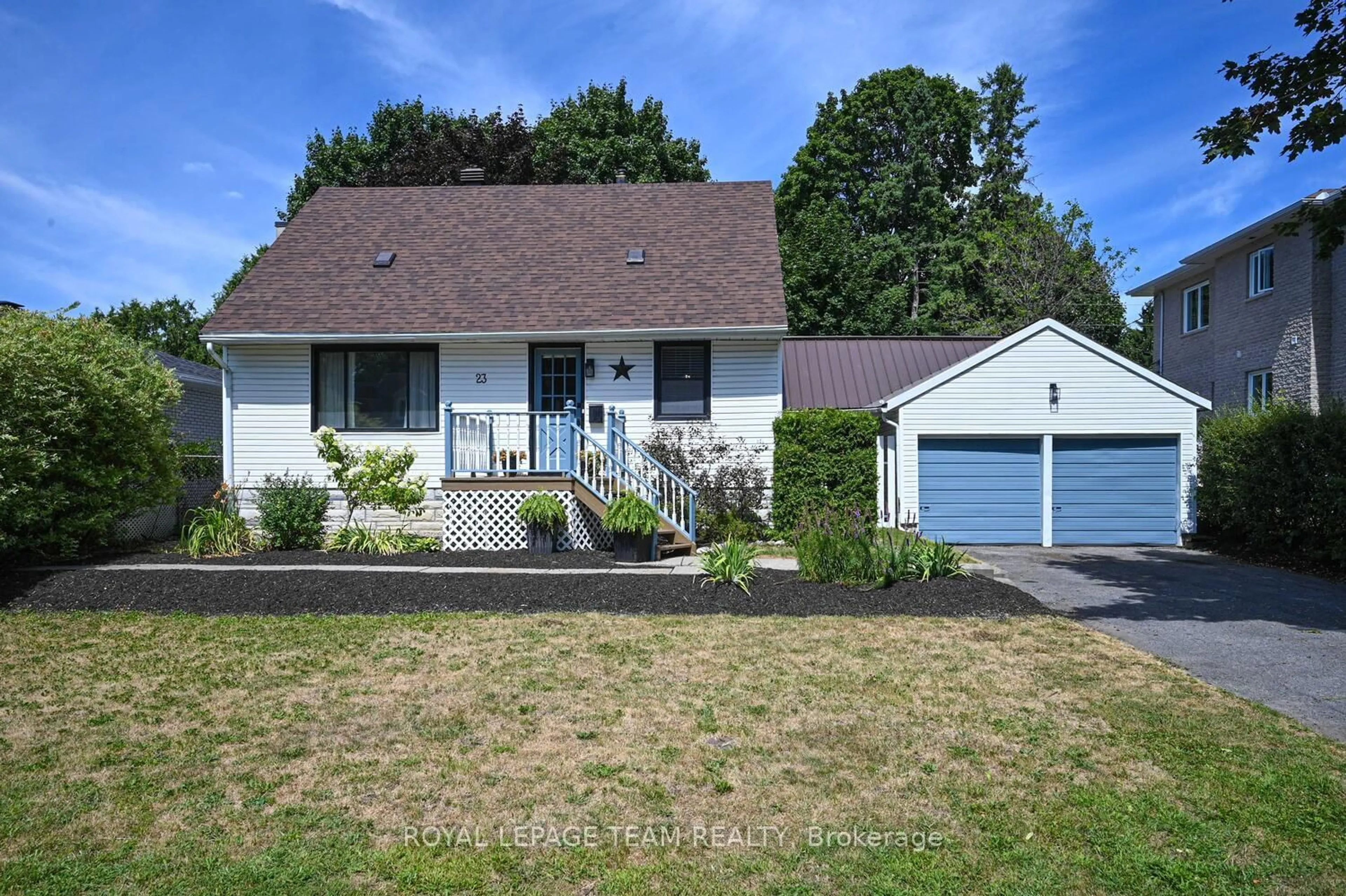 Home with vinyl exterior material, street for 23 Norice St, Ottawa Ontario K2G 2X3