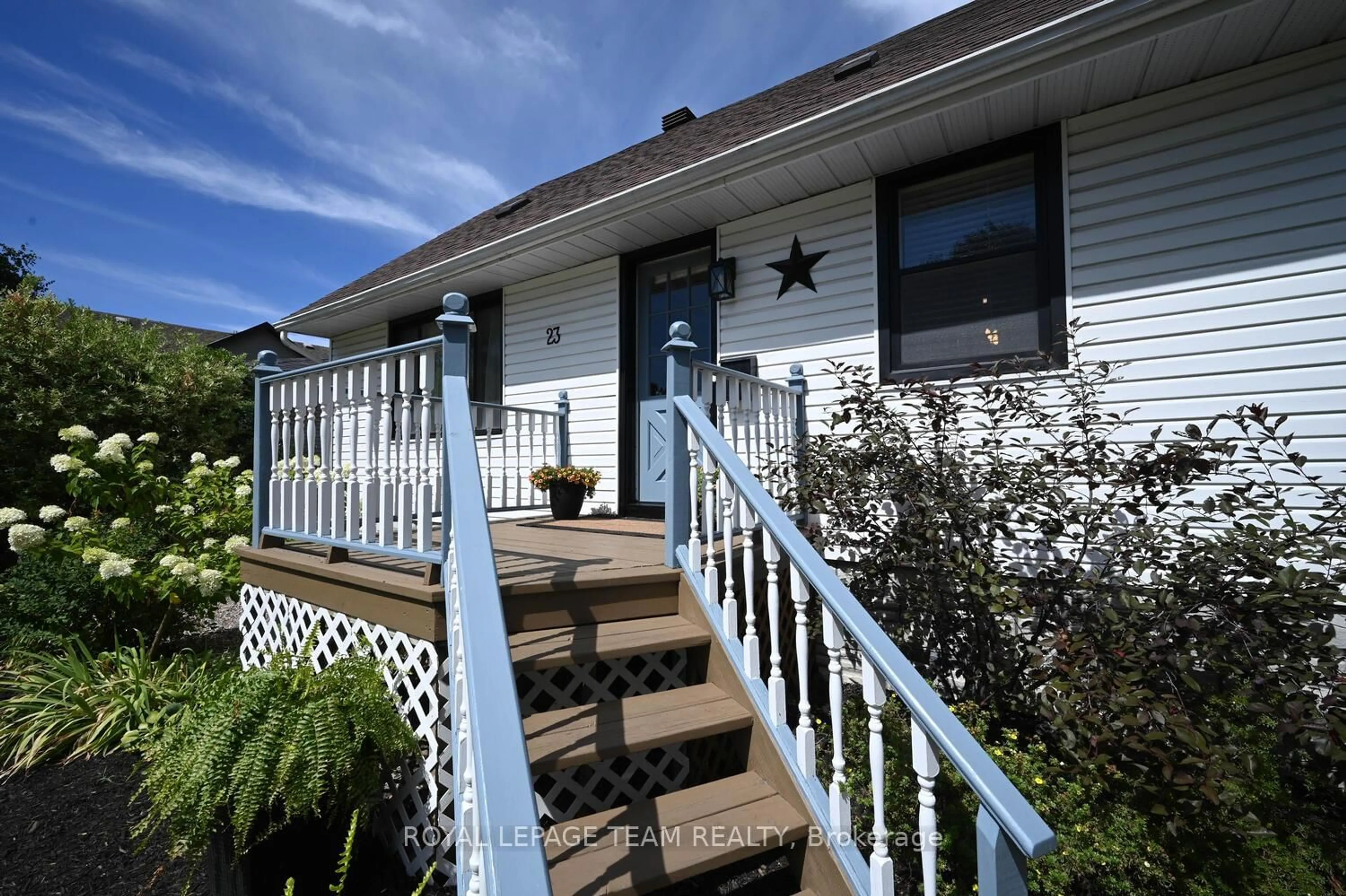 Home with vinyl exterior material, street for 23 Norice St, Ottawa Ontario K2G 2X3