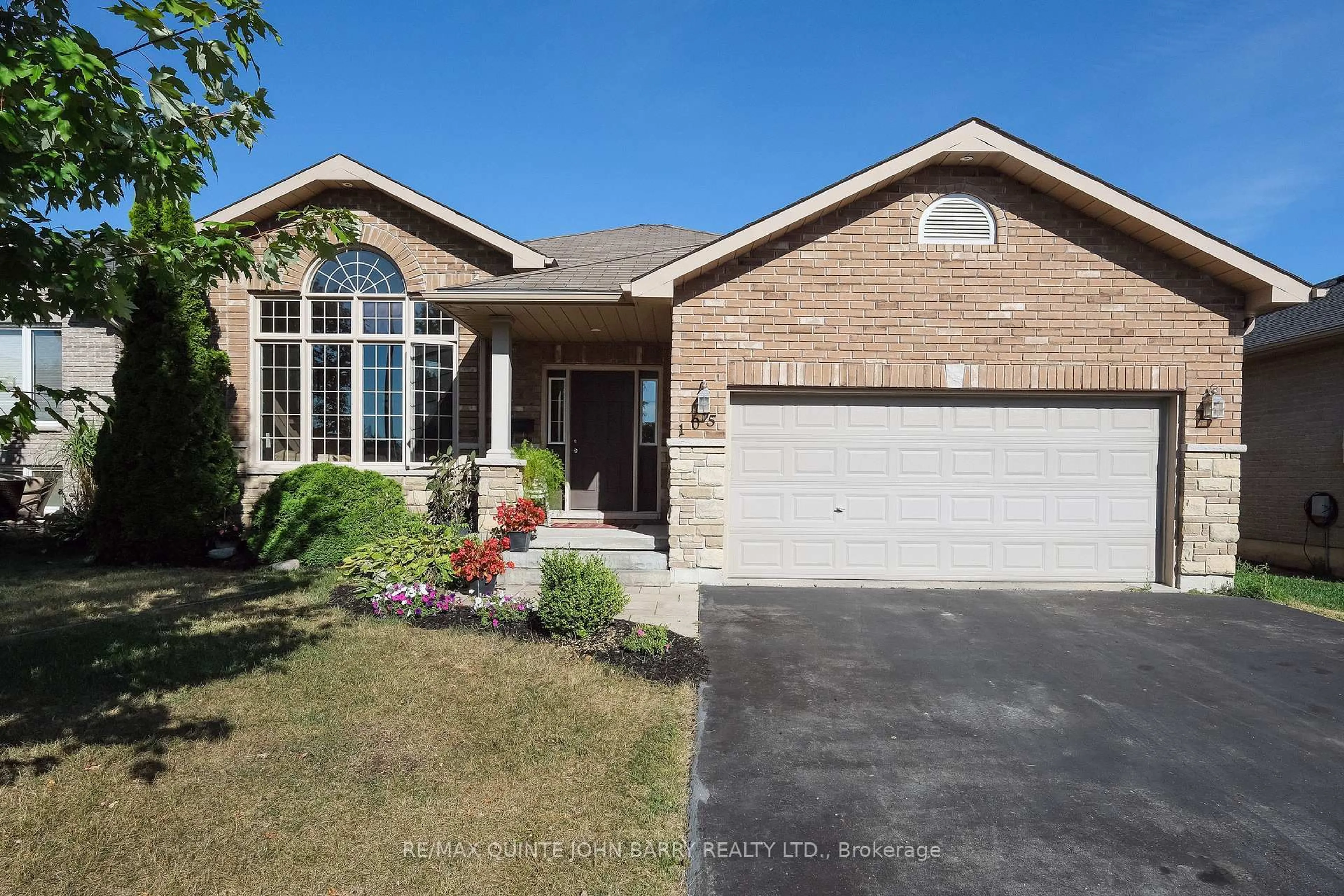 Home with brick exterior material, street for 105 Parkview Hts, Quinte West Ontario K8V 0A2