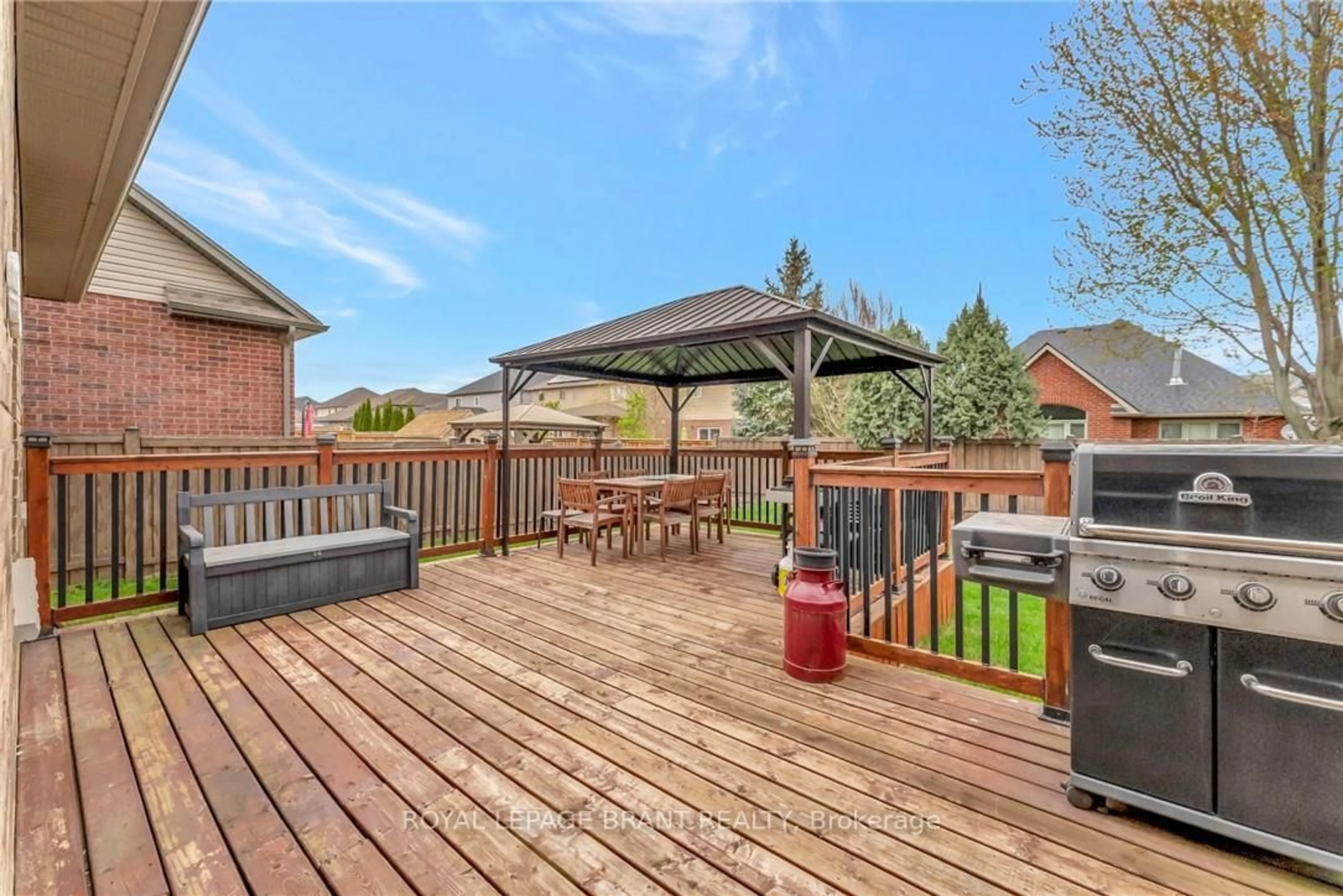 Patio, water/lake/river/ocean view for 34 Crawford Pl, Brant Ontario N3L 0A7