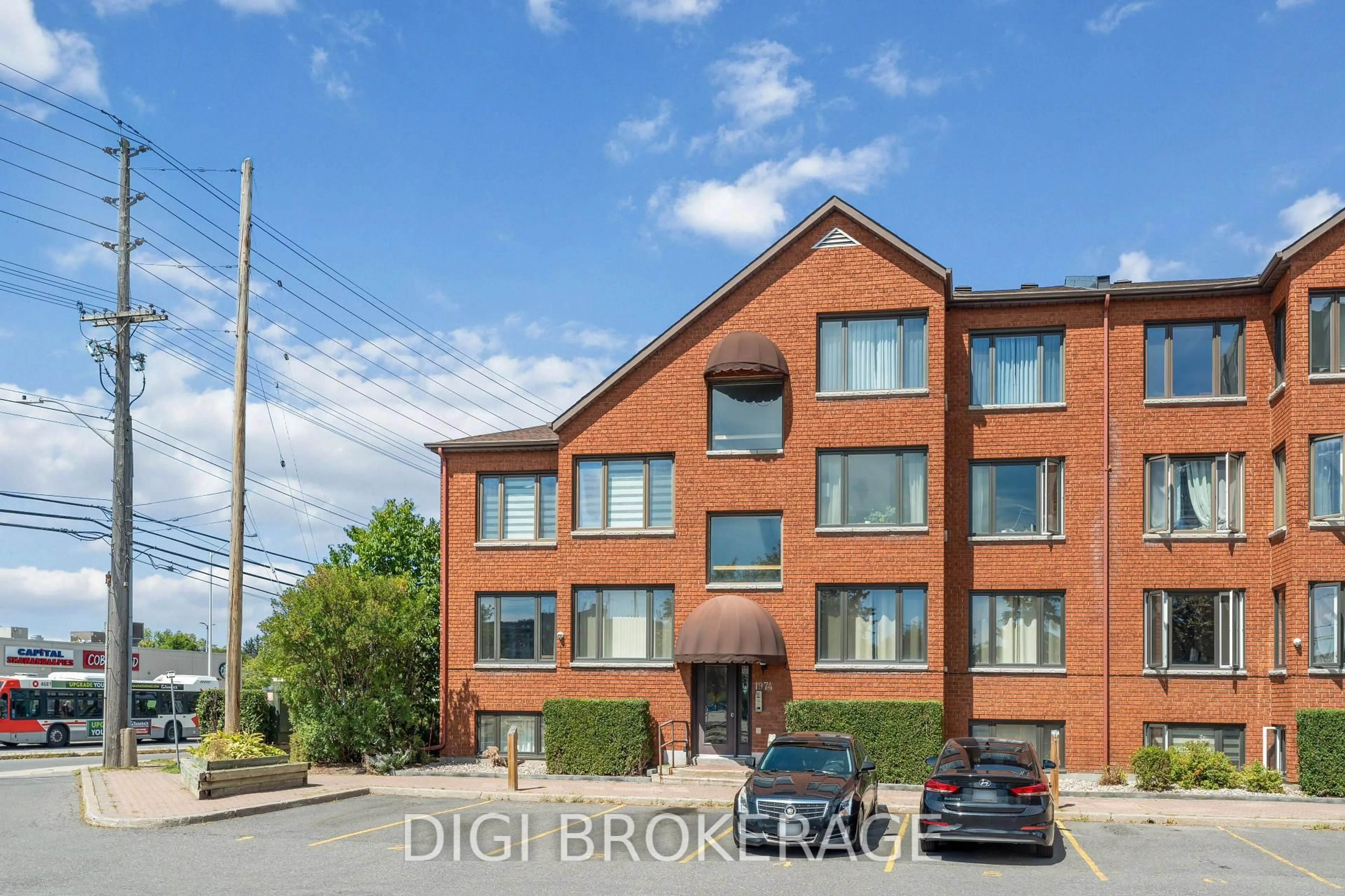 Home with brick exterior material, building for 1974 St Laurent Blvd #401, Ottawa Ontario K1G 4L5