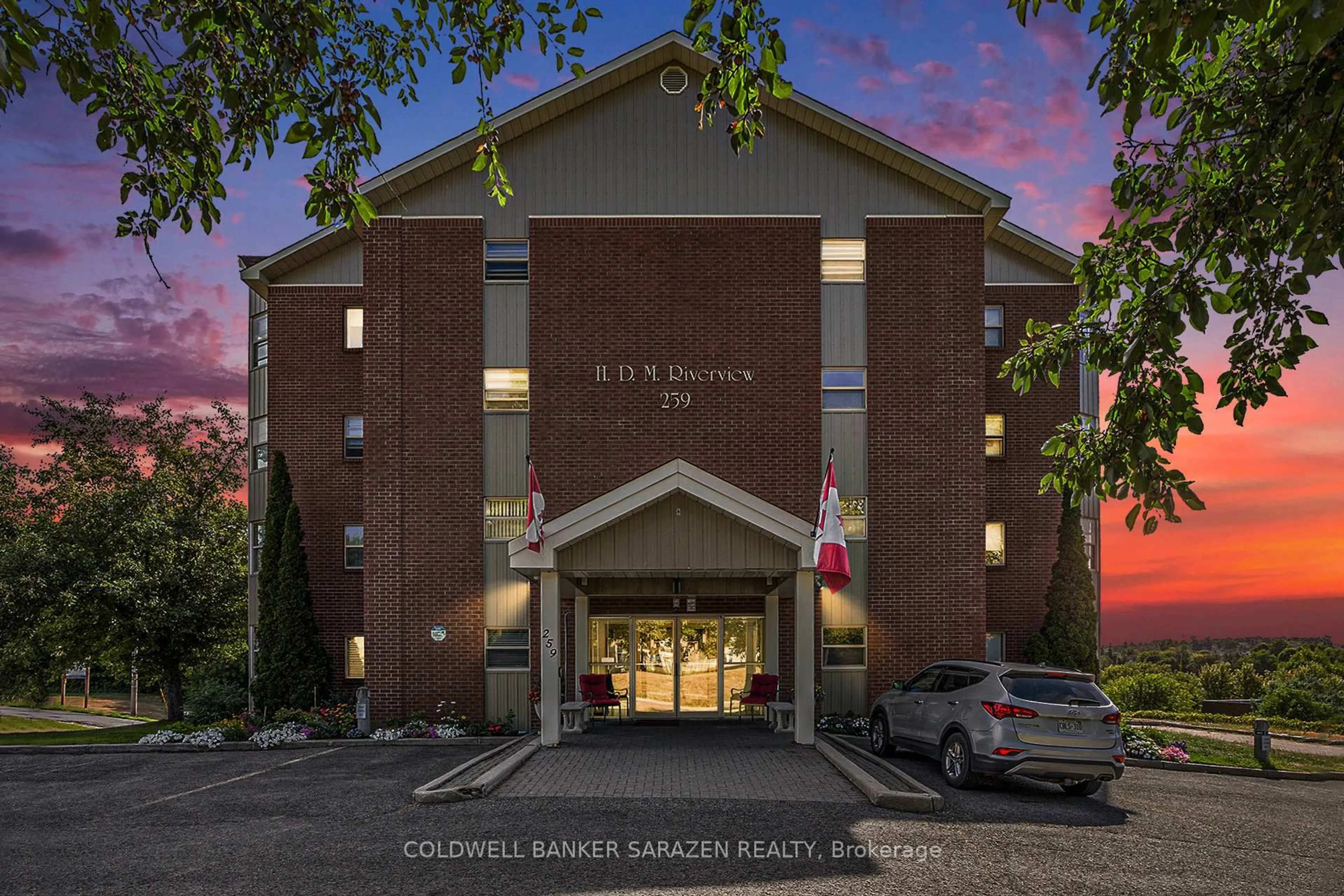 Indoor foyer for 259 Albert St #108, Arnprior Ontario K7S 2M4