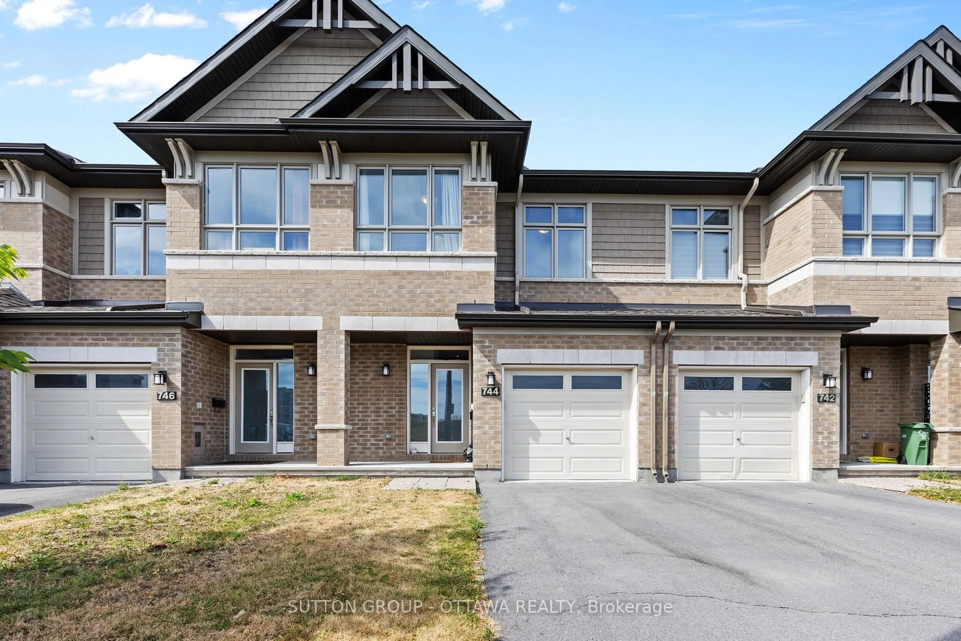Home with brick exterior material, street for 744 Putney Cres, Stittsville Ontario K2S 2P1