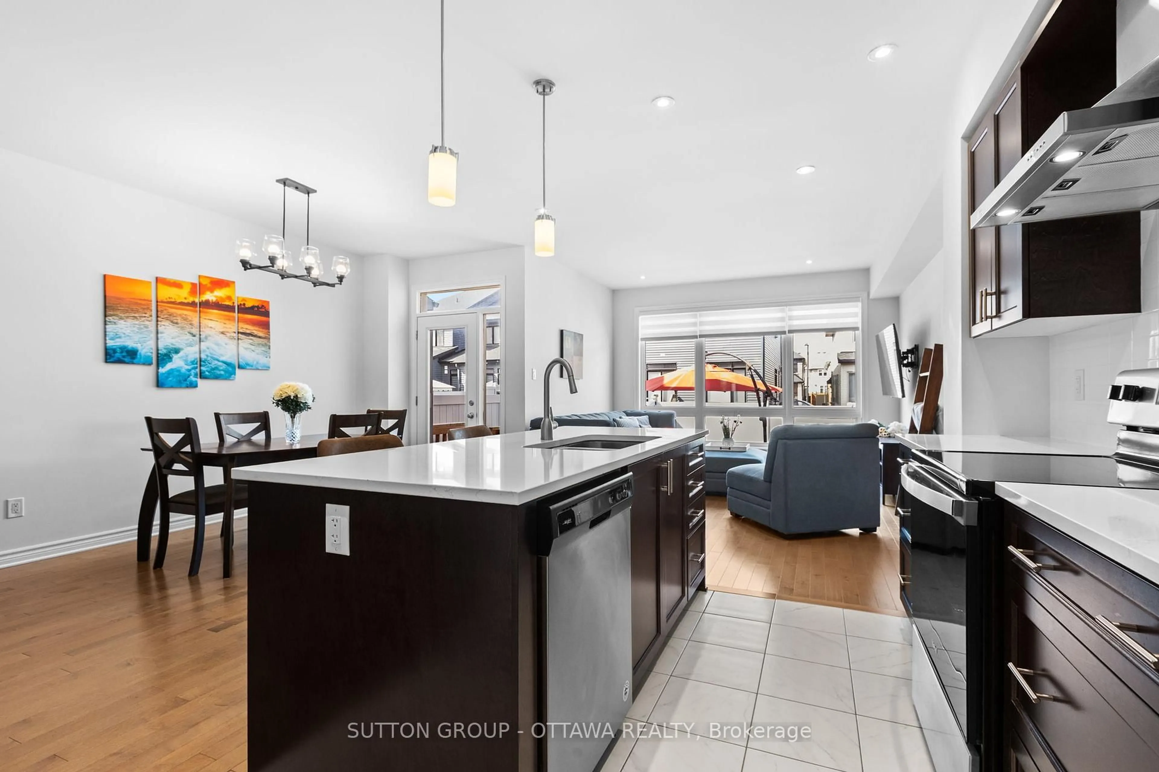 Open concept kitchen, ceramic/tile floor for 744 Putney Cres, Stittsville Ontario K2S 2P1