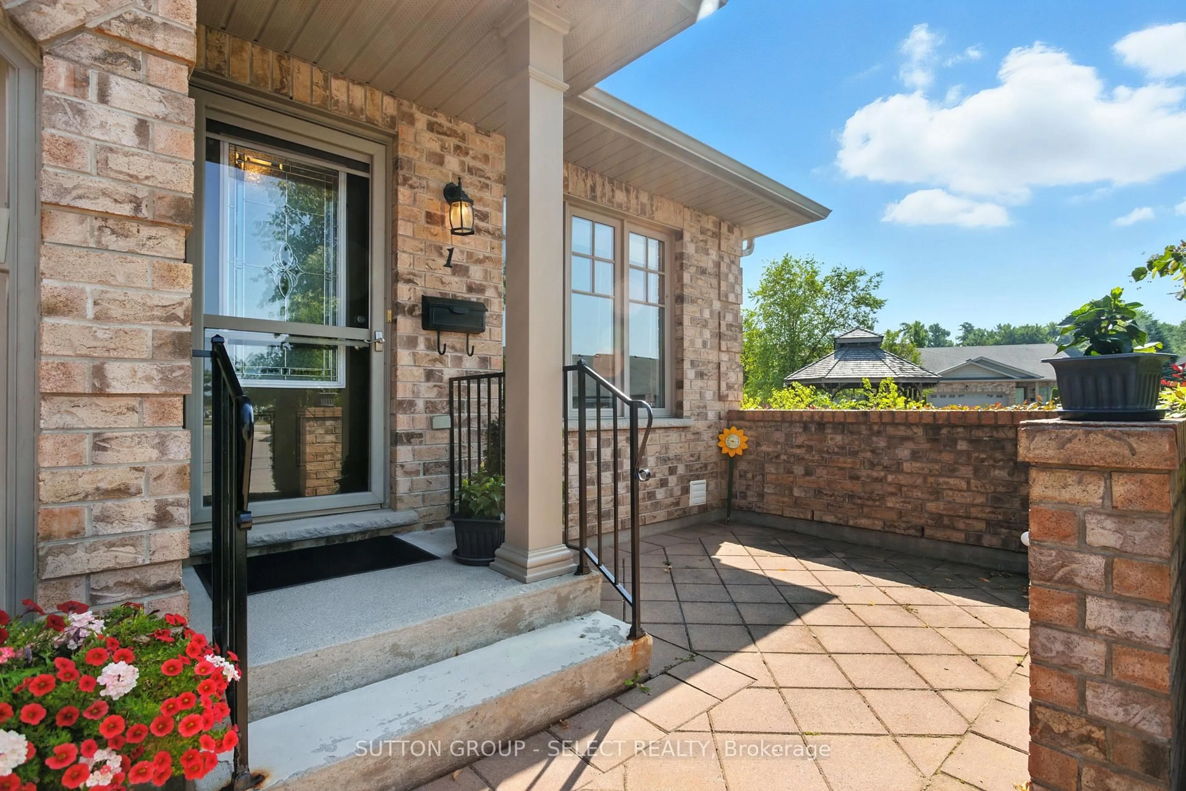 Home with brick exterior material, street for 2100 Denview Ave #1, London North Ontario N6G 0J5