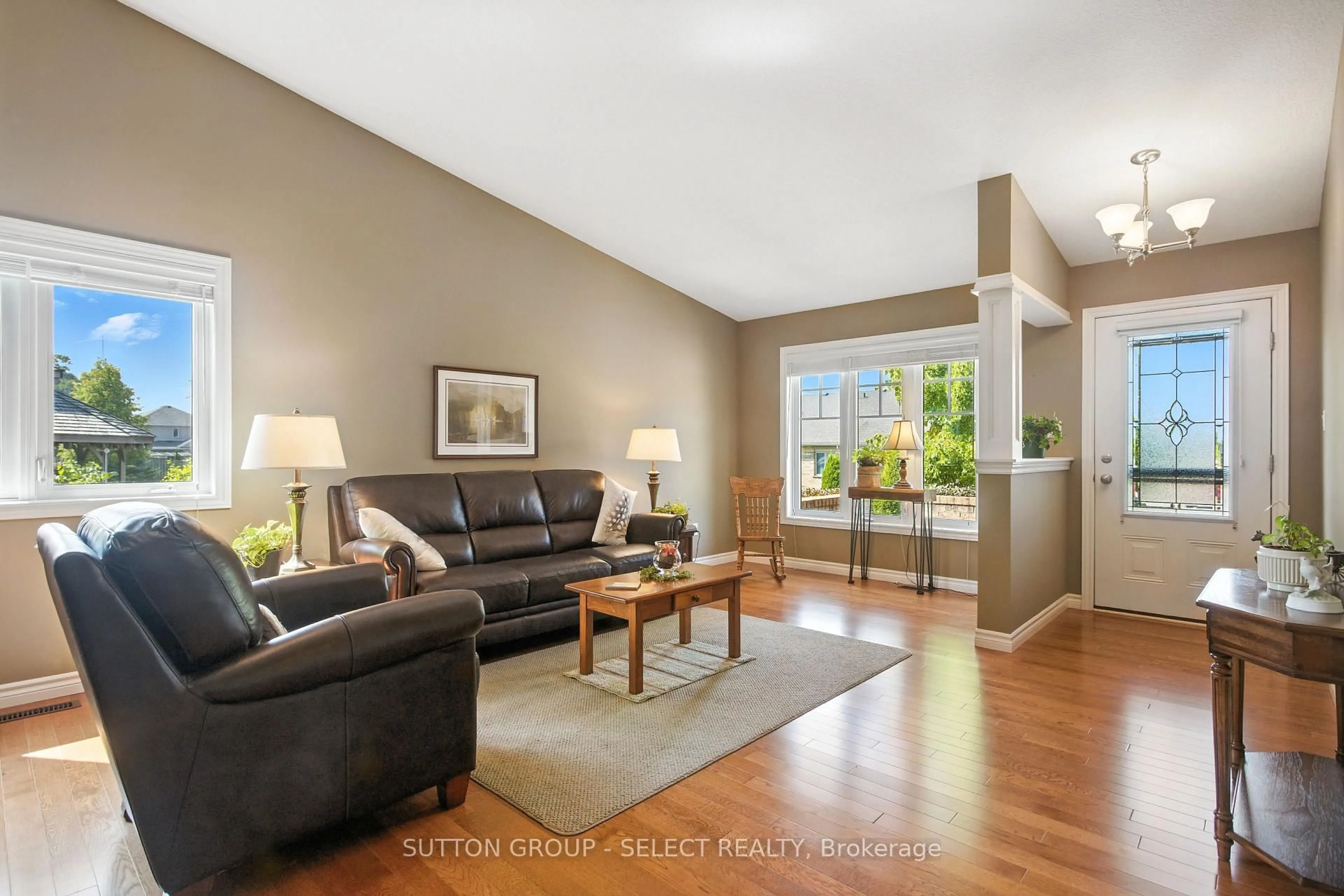 Living room with furniture, unknown for 2100 Denview Ave #1, London North Ontario N6G 0J5